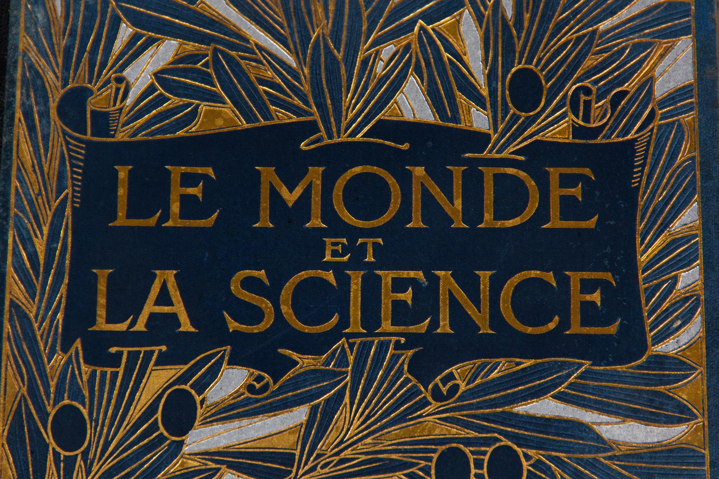 Set of 2 French Books, Le Monde et La Science, France, Early 1900s 8