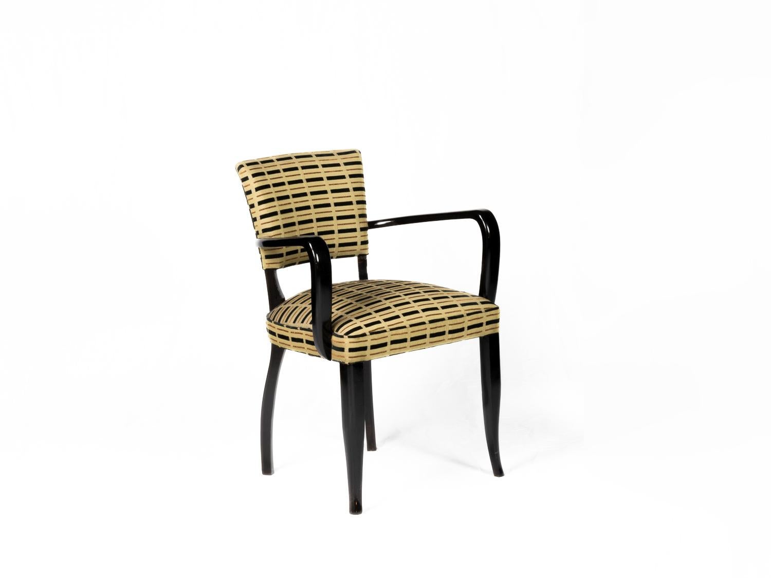 A pair of elegant bridge clear wood armchairs with a lacquered finish and an excellent maintained black and yellow upholstery in great conditions.