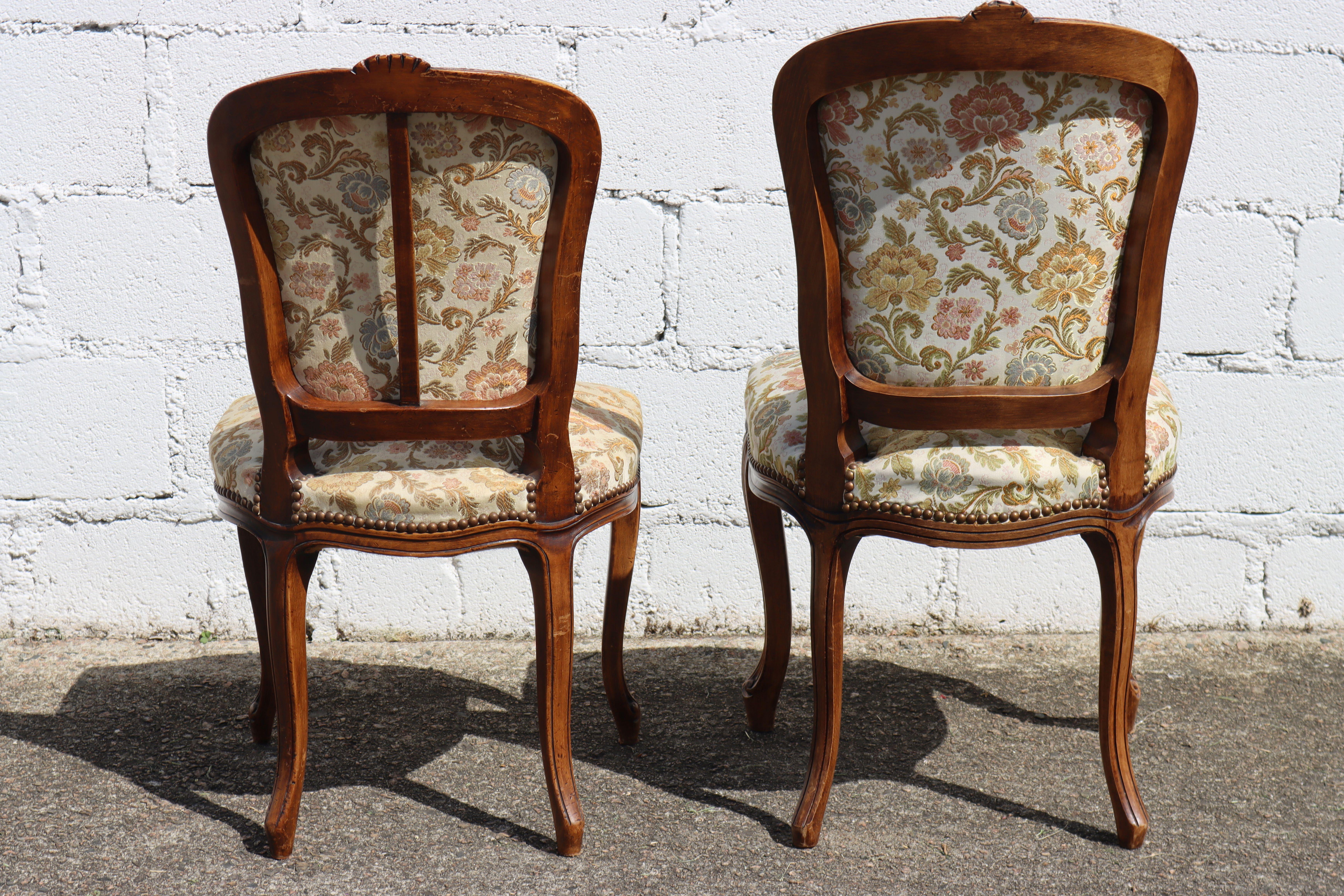 Set of 2 French Vintage Wooden Dining Chairs-Salon Chairs -Style Louis XV-50s In Good Condition In Bussiere Dunoise, Nouvel Aquitaine