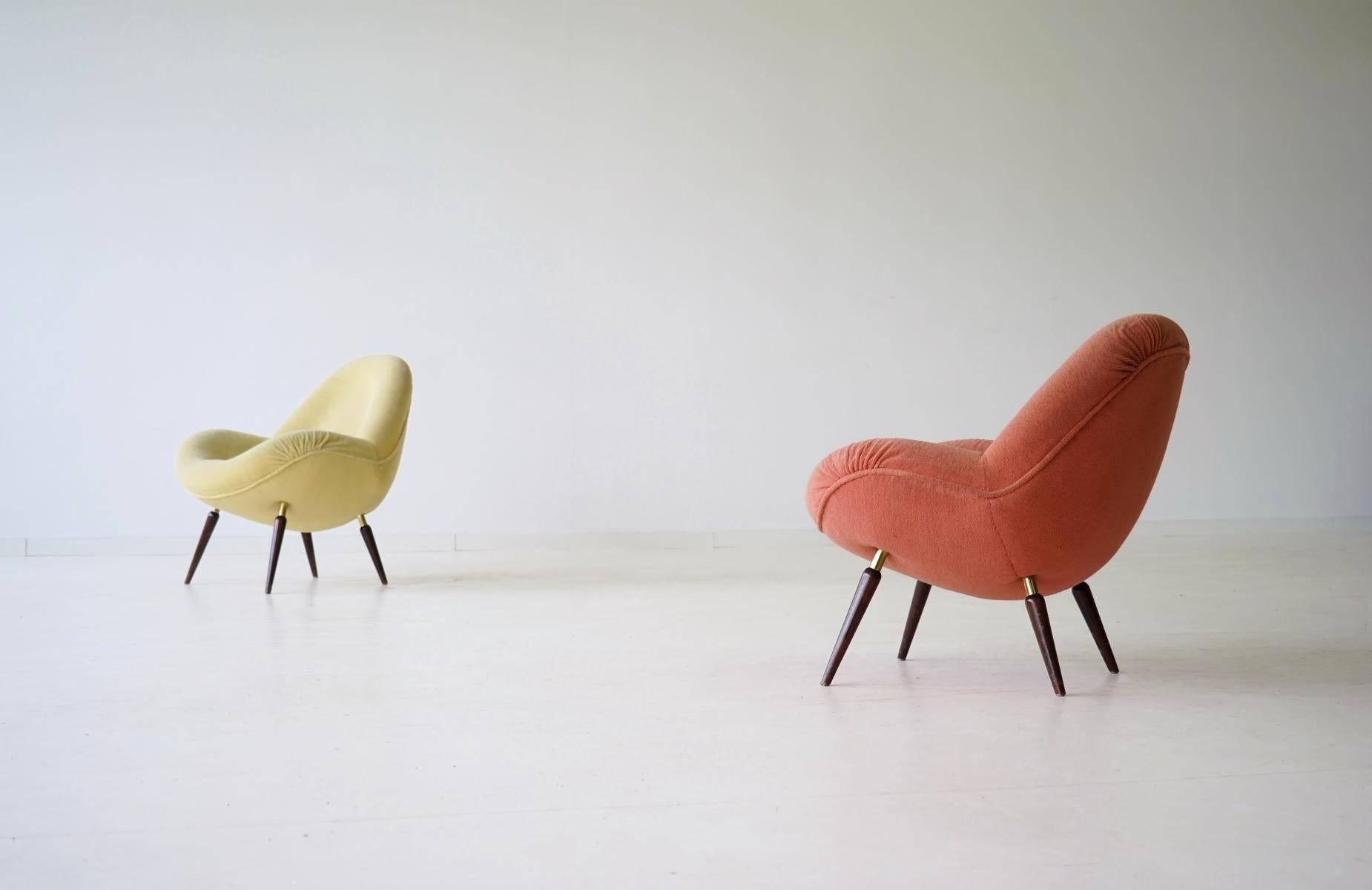 Fritz Neth for Correcta, armchair lounge easy chair, 1950s, Germany
Set of two chair of the 1950s
German design by Fritz Neth for Correcta. Organically shaped seat shell with internal steel frame. 
Cover original fabric / velvet. Legs made of