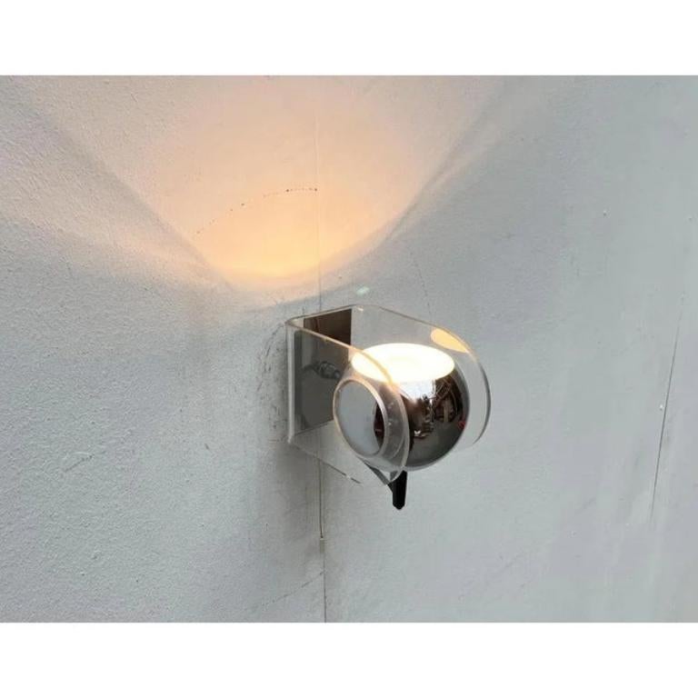 Juego de 2 lámparas de pared alemanas Modelo 540 al estilo de Gino Sarfatti, años 60 Metal en venta