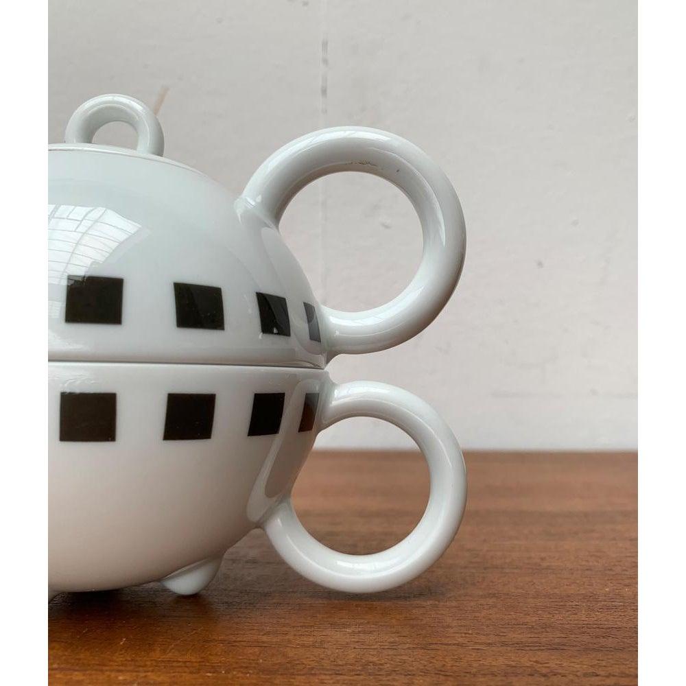 Set di 2 teiere o caffettiere tedesche postmoderne della serie Fantasia con tazza, anni '80 in vendita 4