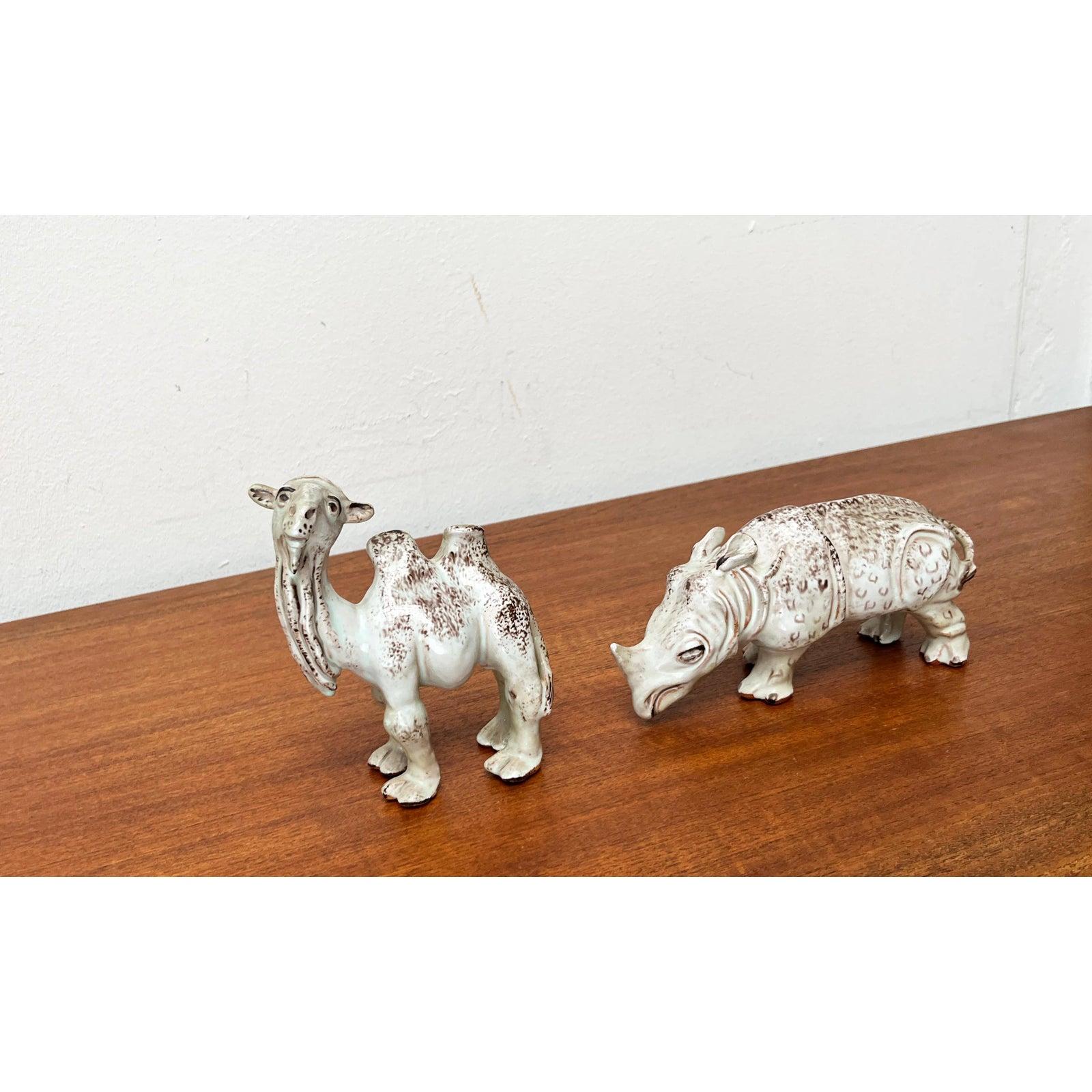 Set of 2 German Studio Pottery Camel and Rhino Figures from Hamelner Töpferei For Sale 5