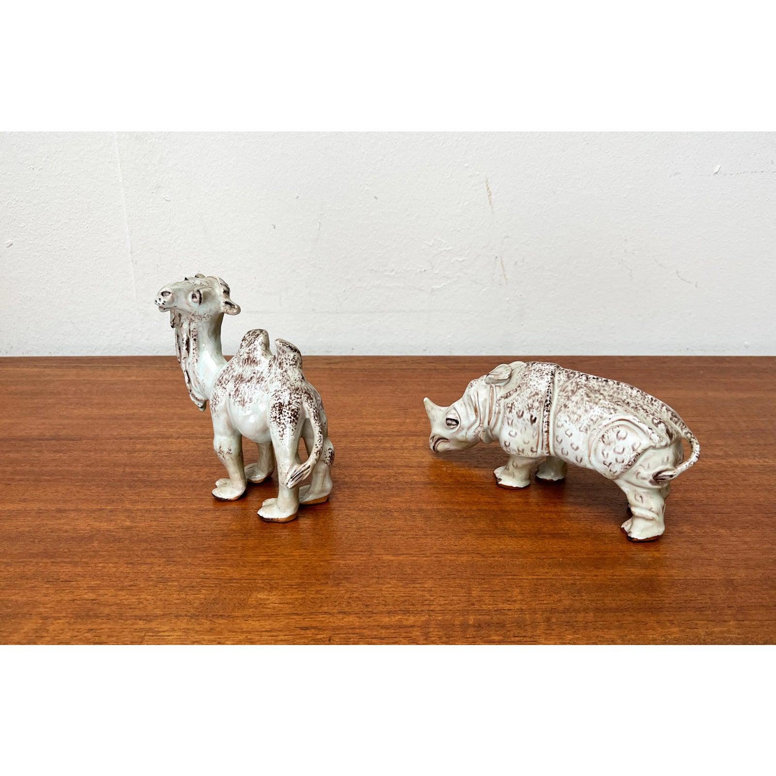 Set of 2 German Studio Pottery Camel and Rhino Figures from Hamelner Töpferei In Excellent Condition For Sale In Hamburg, DE