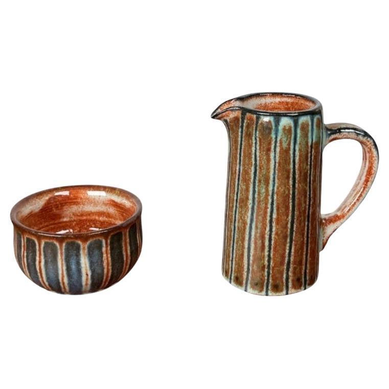 Juego de 2 jarras y cuencos pequeños de Studio Pottery alemán de Monika Maetzel