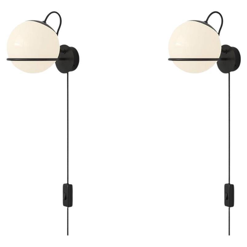 Ensemble de 2 lampes Gino Sarfatti modèle 237/1 avec monture noire par Astep
