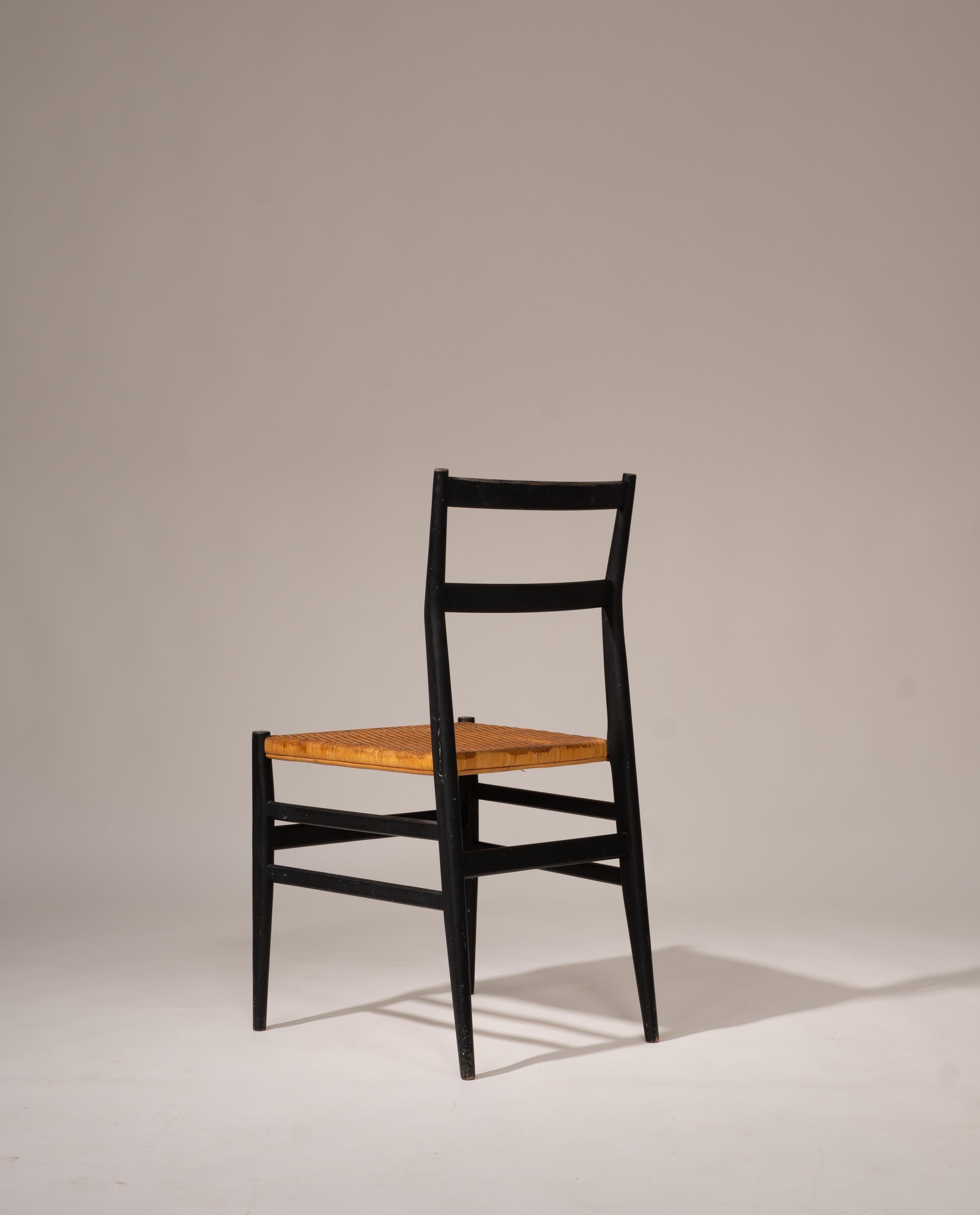 Set of 2 Gio Ponti “Superleggera” Chairs for Cassina, Italy, 1957 im Zustand „Gut“ im Angebot in Kampen, NL
