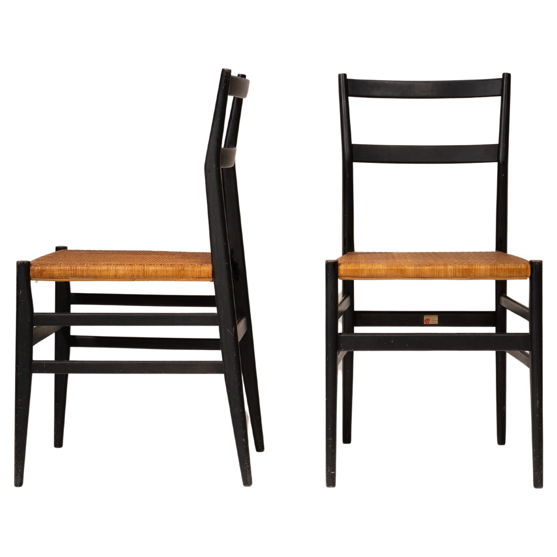 Set of 2 Gio Ponti “Superleggera” Chairs for Cassina, Italy, 1957 im Angebot