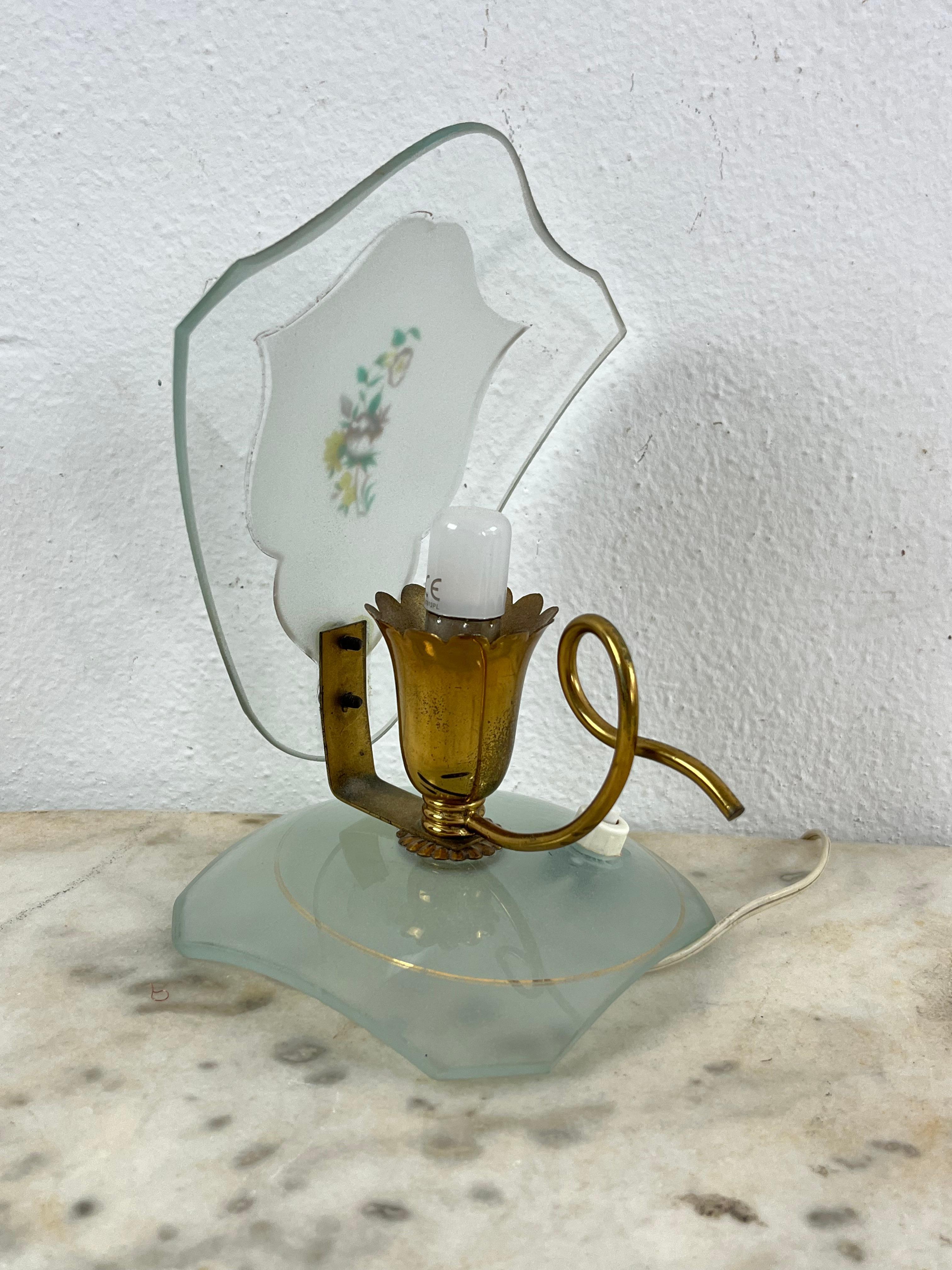 Ensemble de 2 lampes de chevet en verre et laiton, dans le style de Pietro Chiesa, années 1950 en vente 2