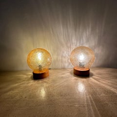 Set di 2 lampade da tavolo in vetro e legno , anni '80