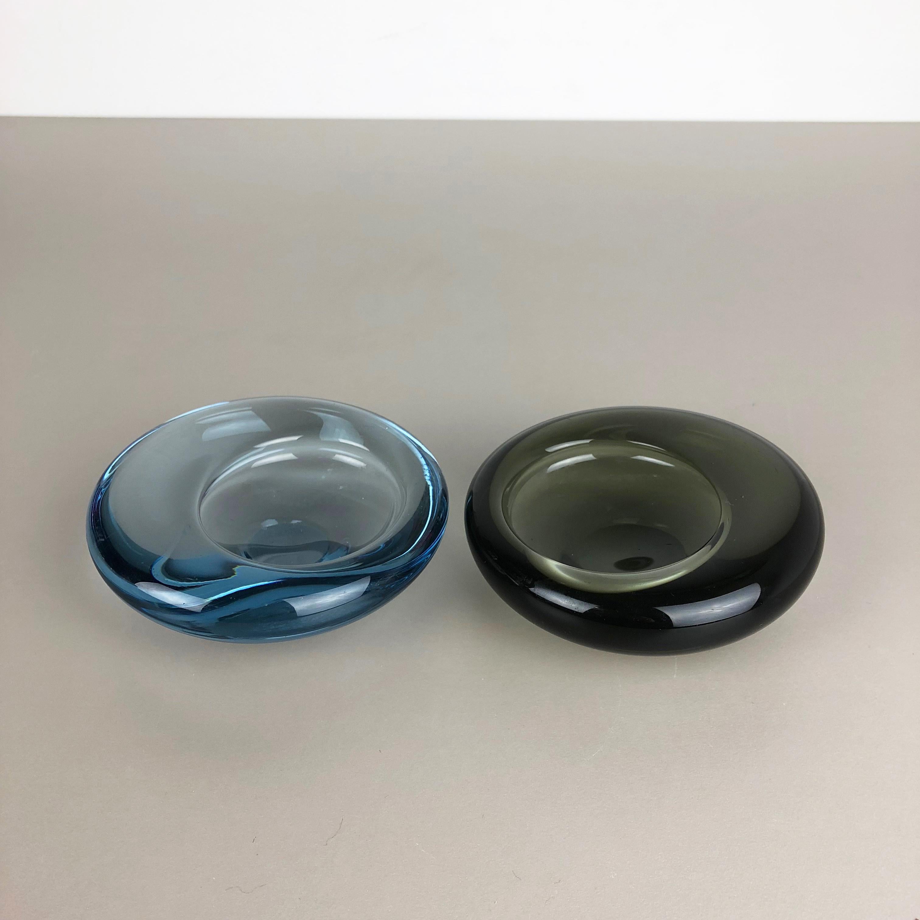 Mid-Century Modern Set of 2 Glass Shell Bowl Elements by Per Lutken for Holmegaard, Denmark, 1960s