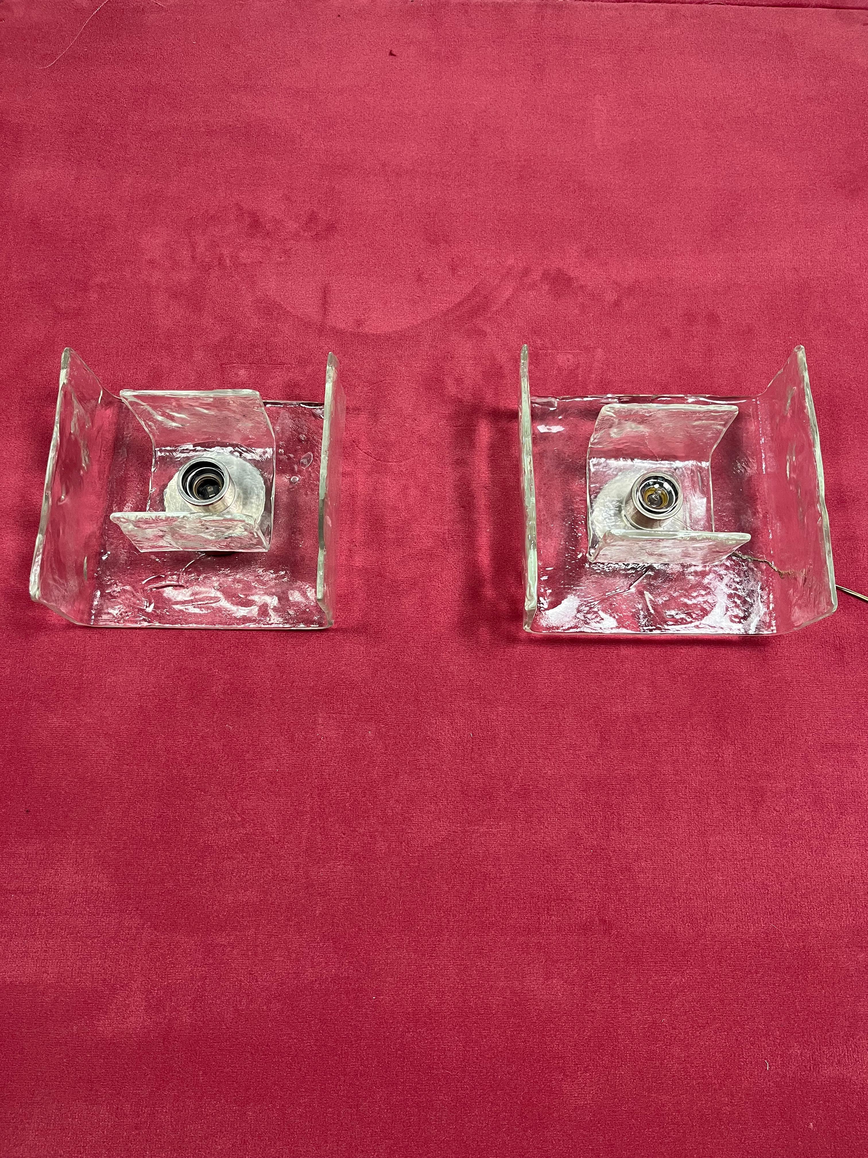Juego de 2 lámparas de pared de cristal de Carlo Nason para Kalmar, años 60 en venta 5