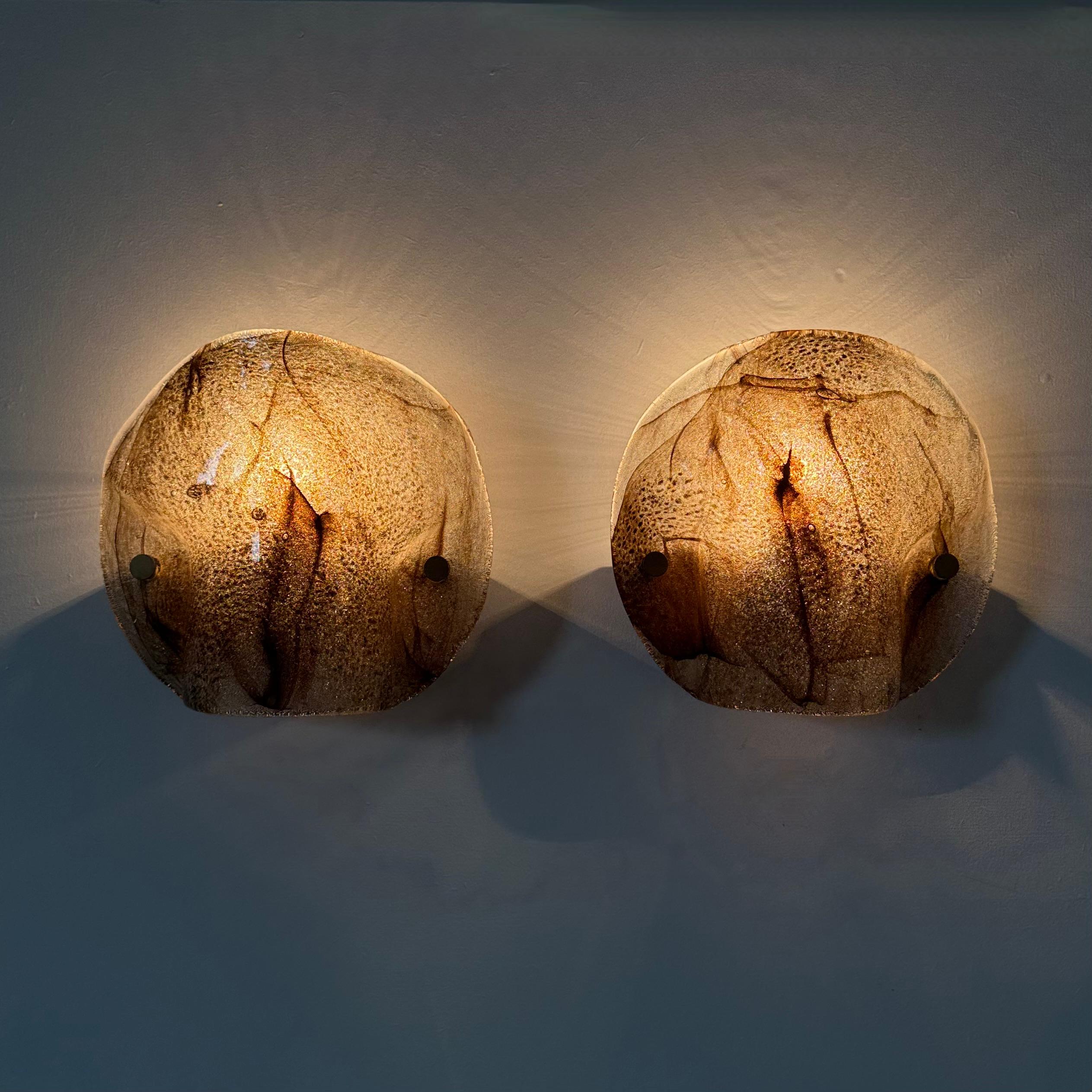 Juego de 2 apliques de cristal scone , años 70 Alemán en venta