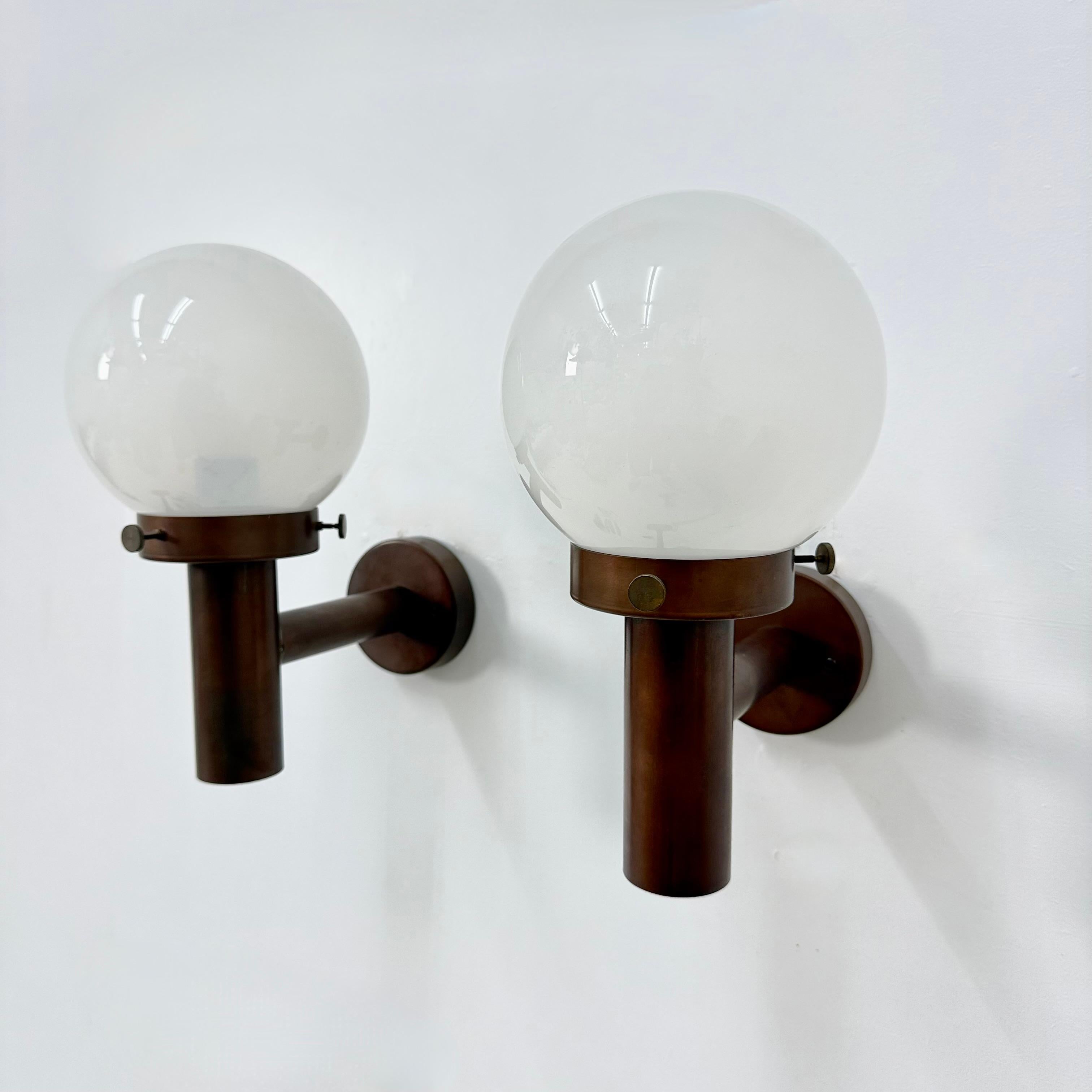 Swedish Set of 2 globe glass wall lamps sconces by Lisa Pape Sweden , 1970s For Sale