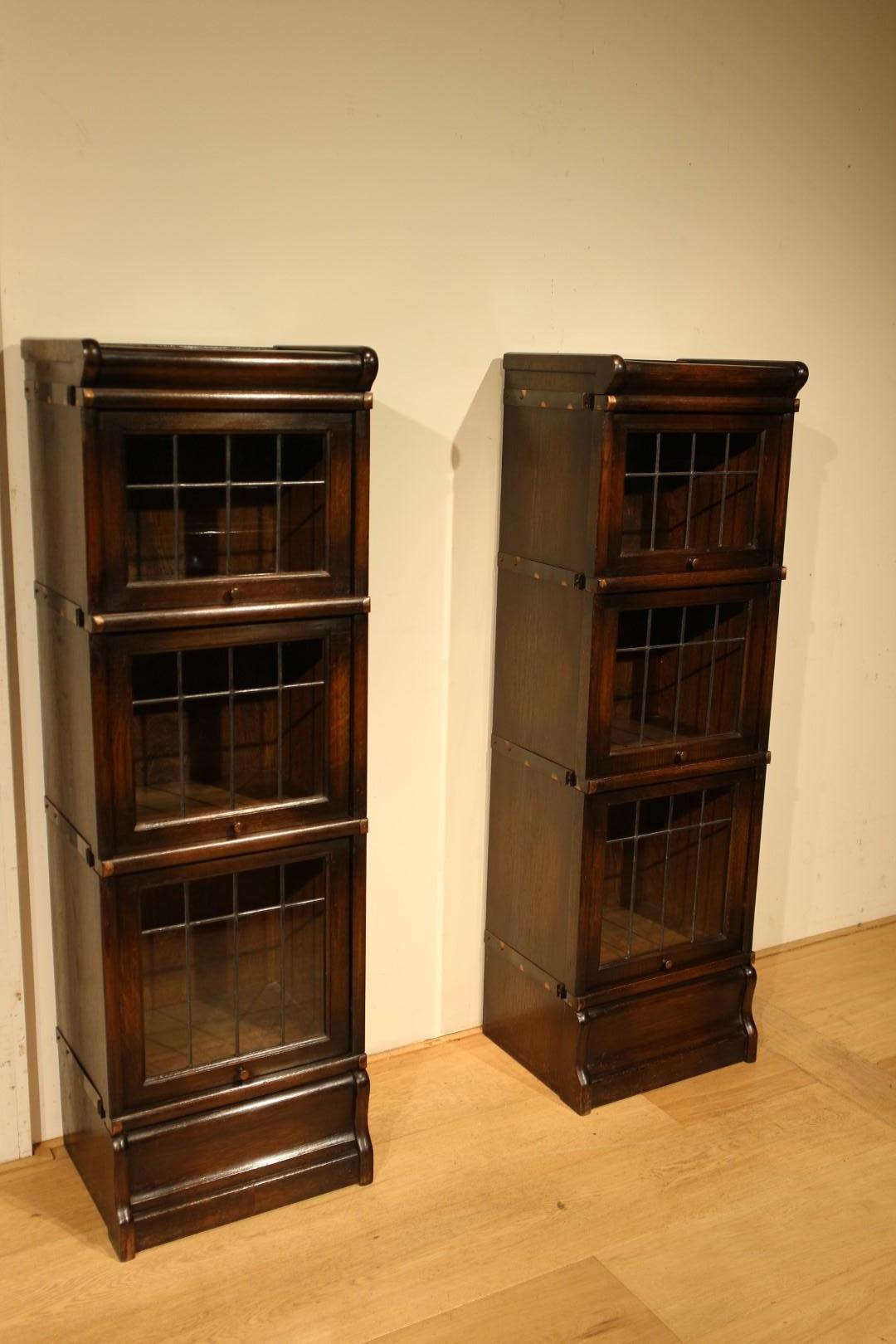 Set of 2 Globe Wernicke Bookcases For Sale 3