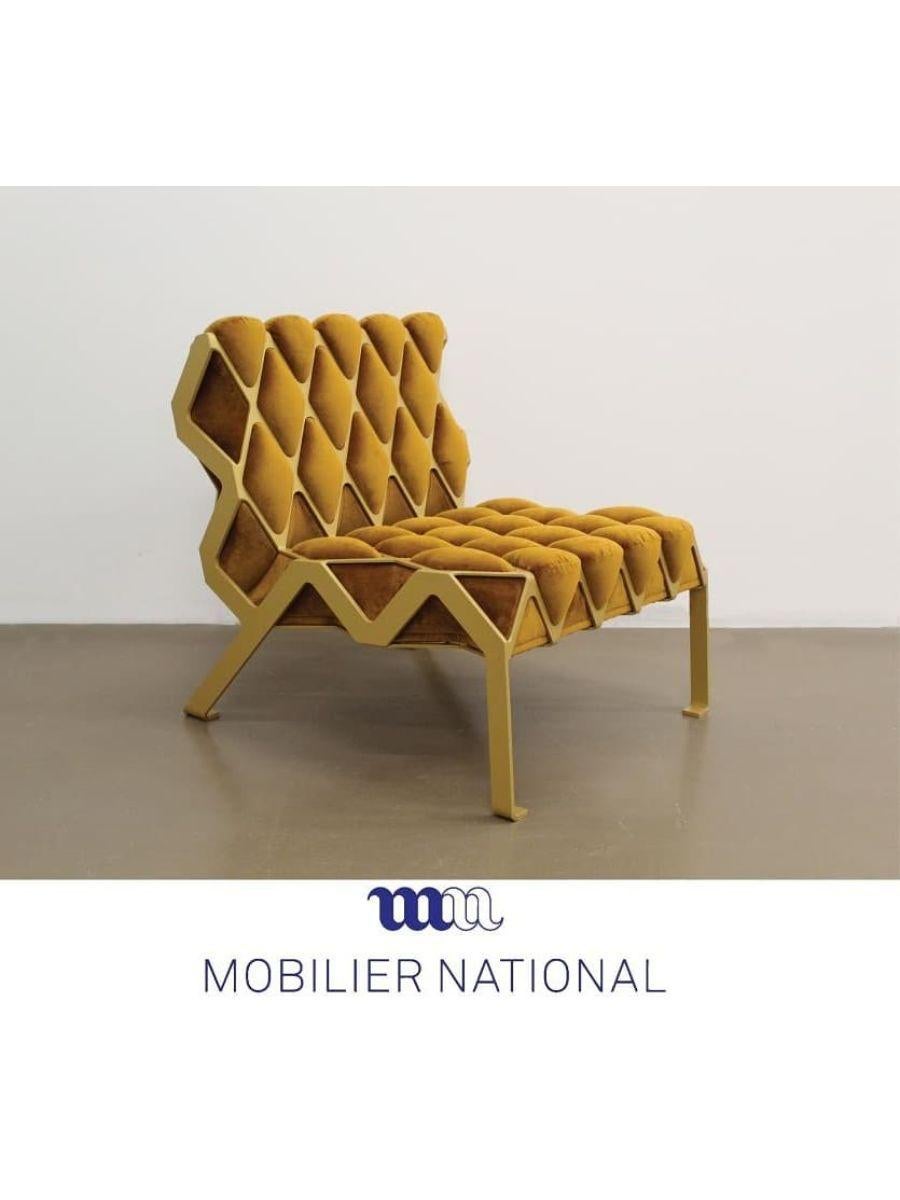 Ensemble de 2 chaises Matrice en or par Plumbum Neuf - En vente à Geneve, CH
