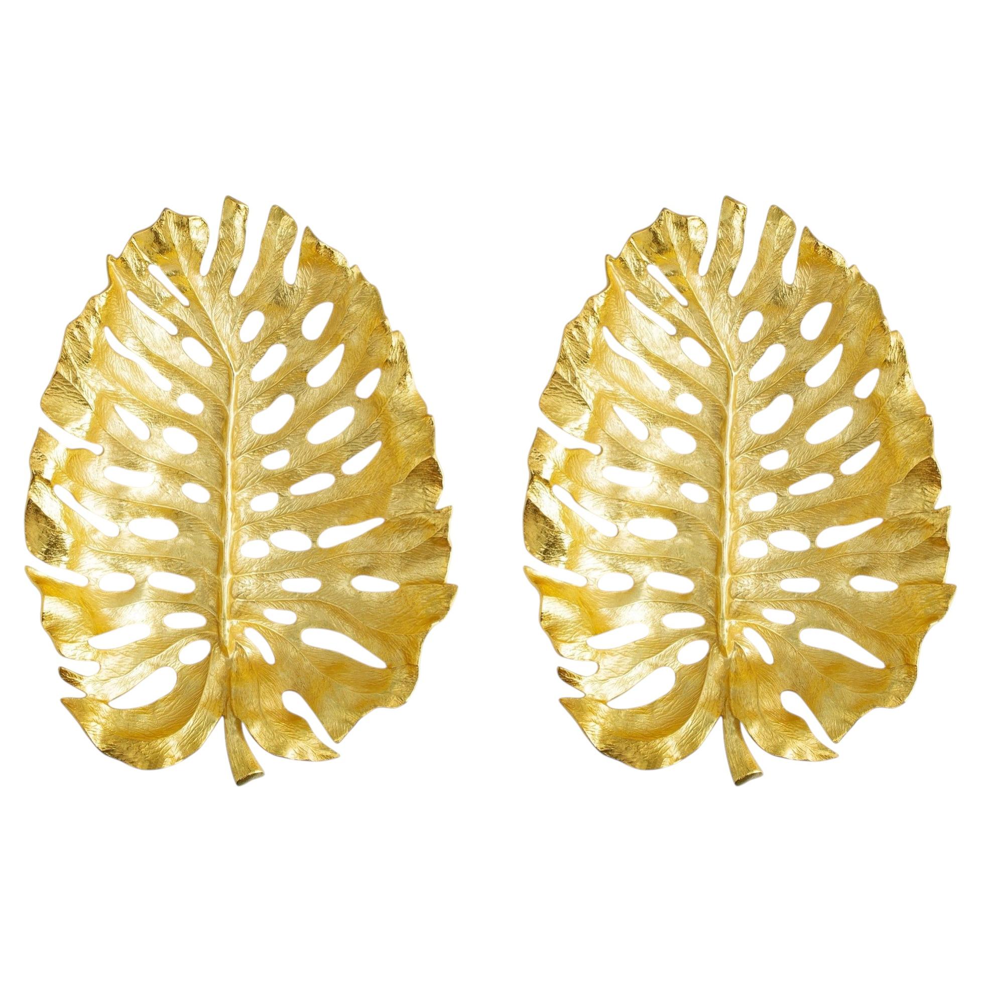 Set di 2 ciotole con foglie di Monstera dorate e design organico scultoreo in metallo in vendita