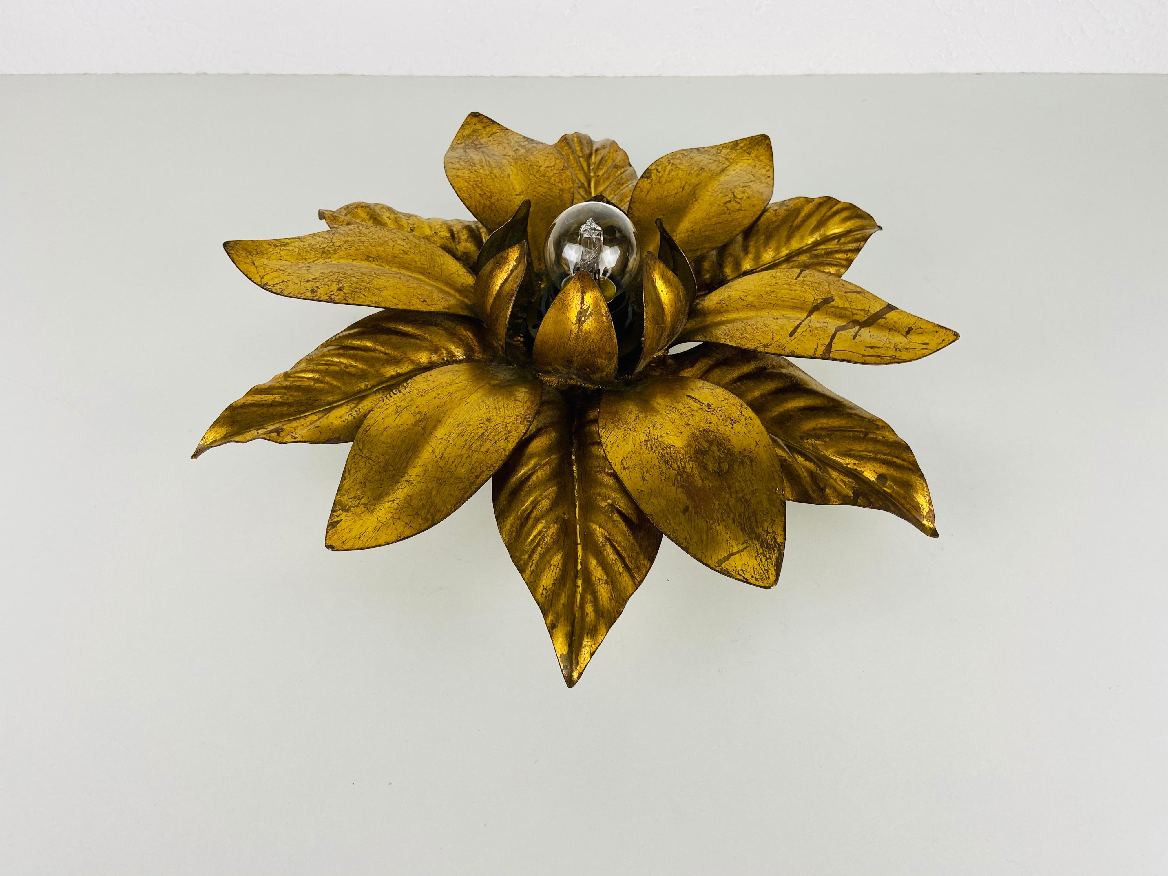Set of 2 Golden Florentine Flower Shape Flushmounts by Banci, Italy, 1970s 7