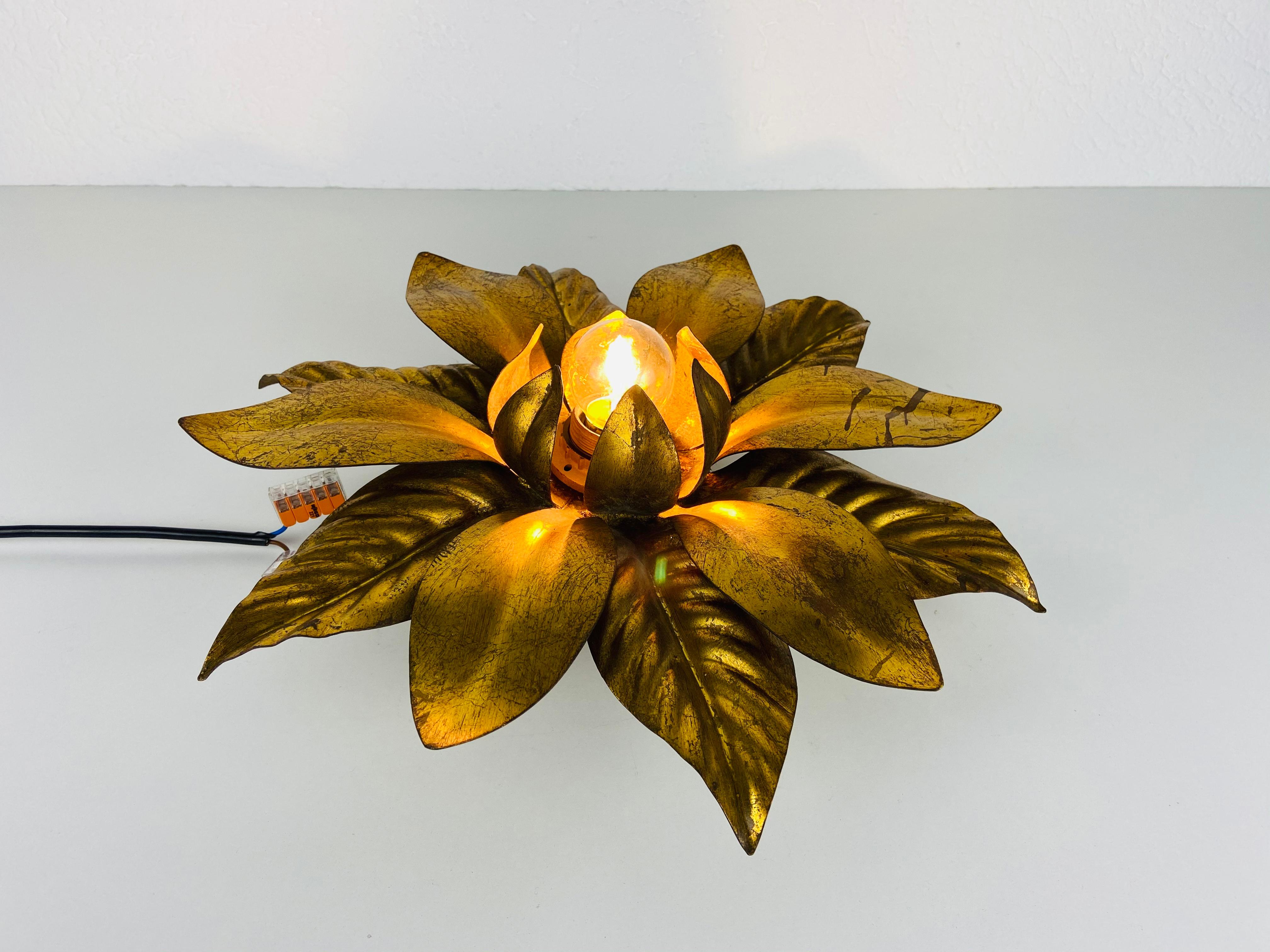 Hand-Crafted Set of 2 Golden Florentine Flower Shape Flushmounts by Banci, Italy, 1970s