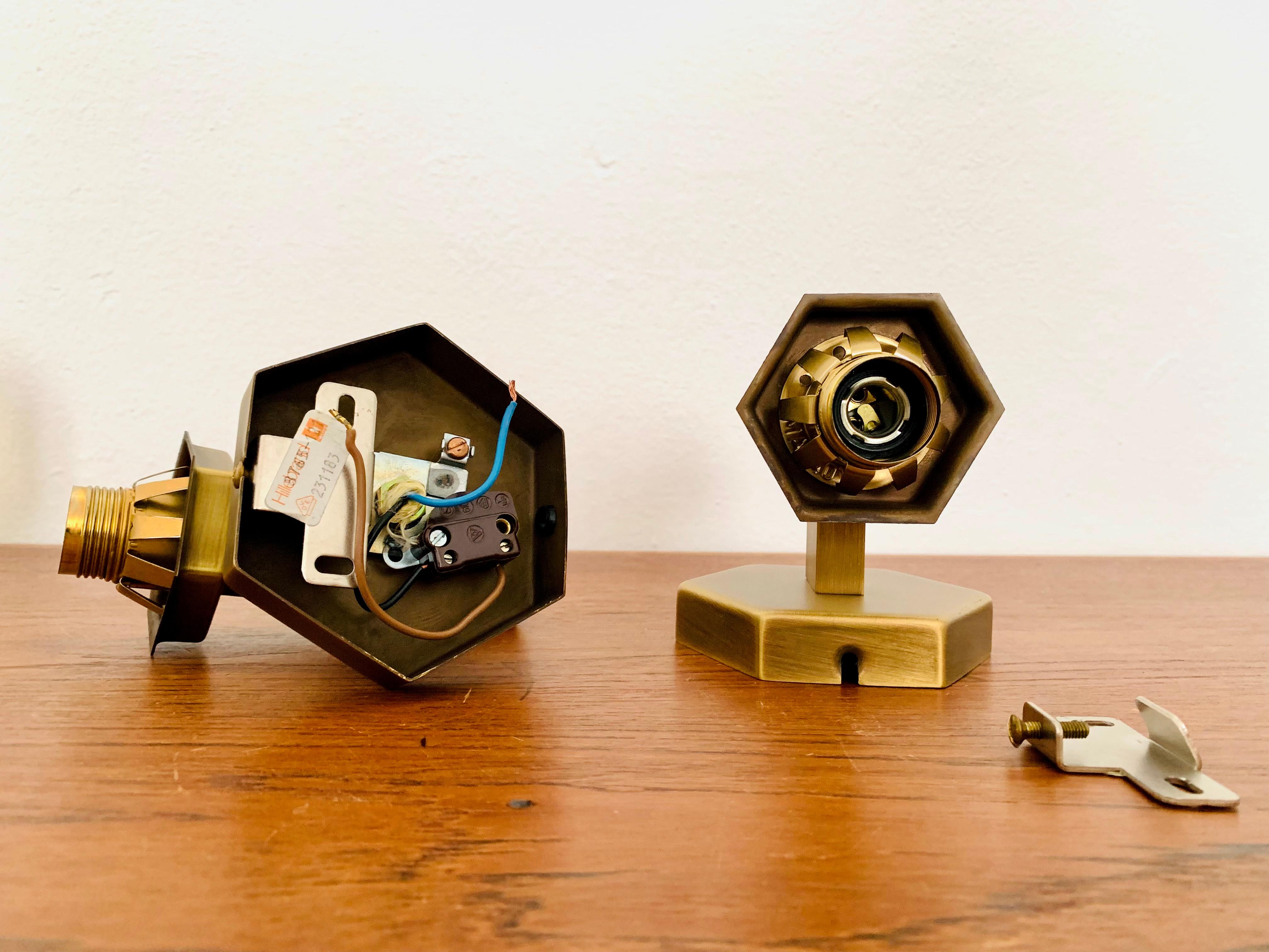 Lot de 2 appliques en verre fumé doré de Hillebrand en vente 9