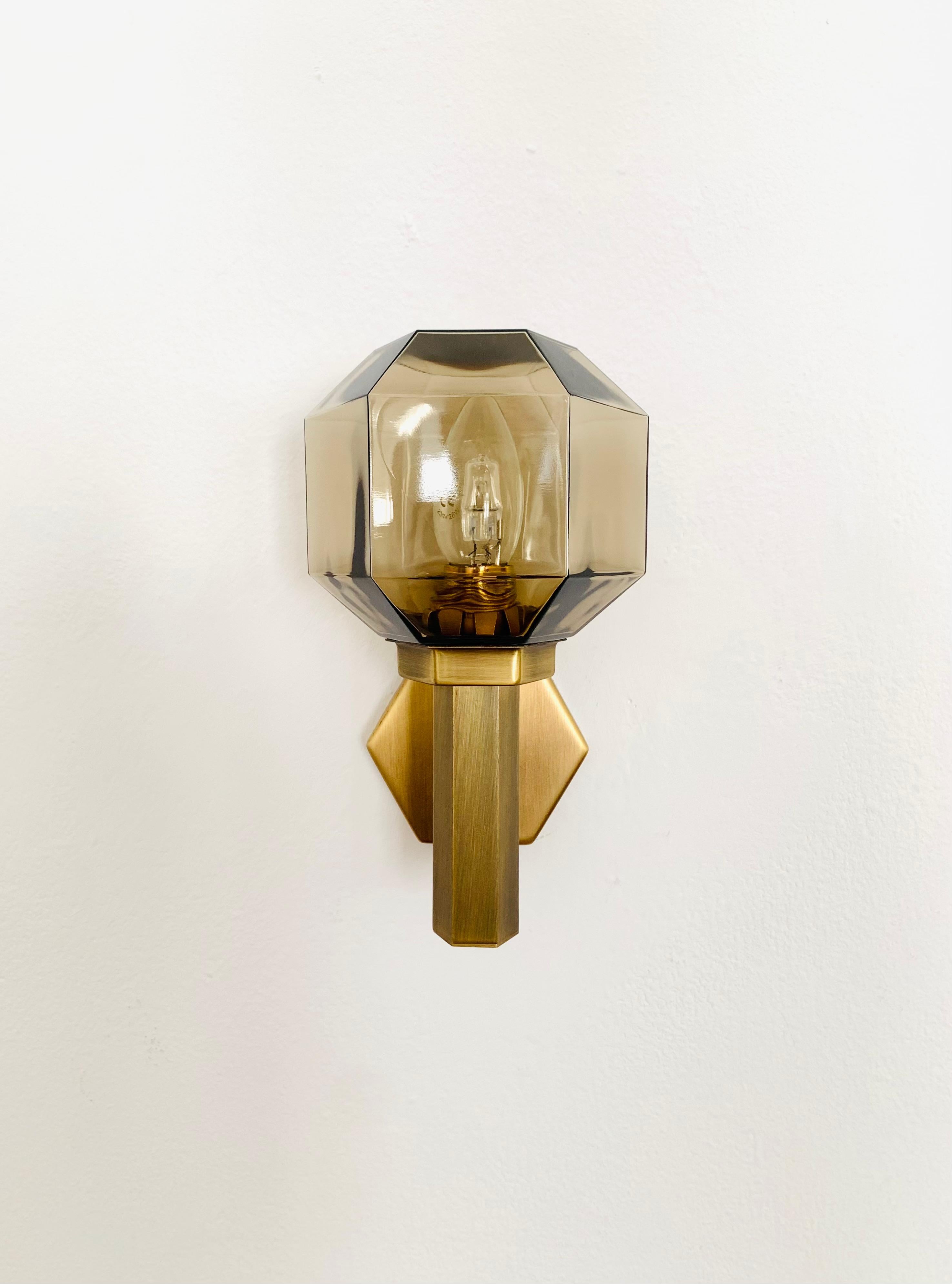 Allemand Lot de 2 appliques en verre fumé doré de Hillebrand en vente