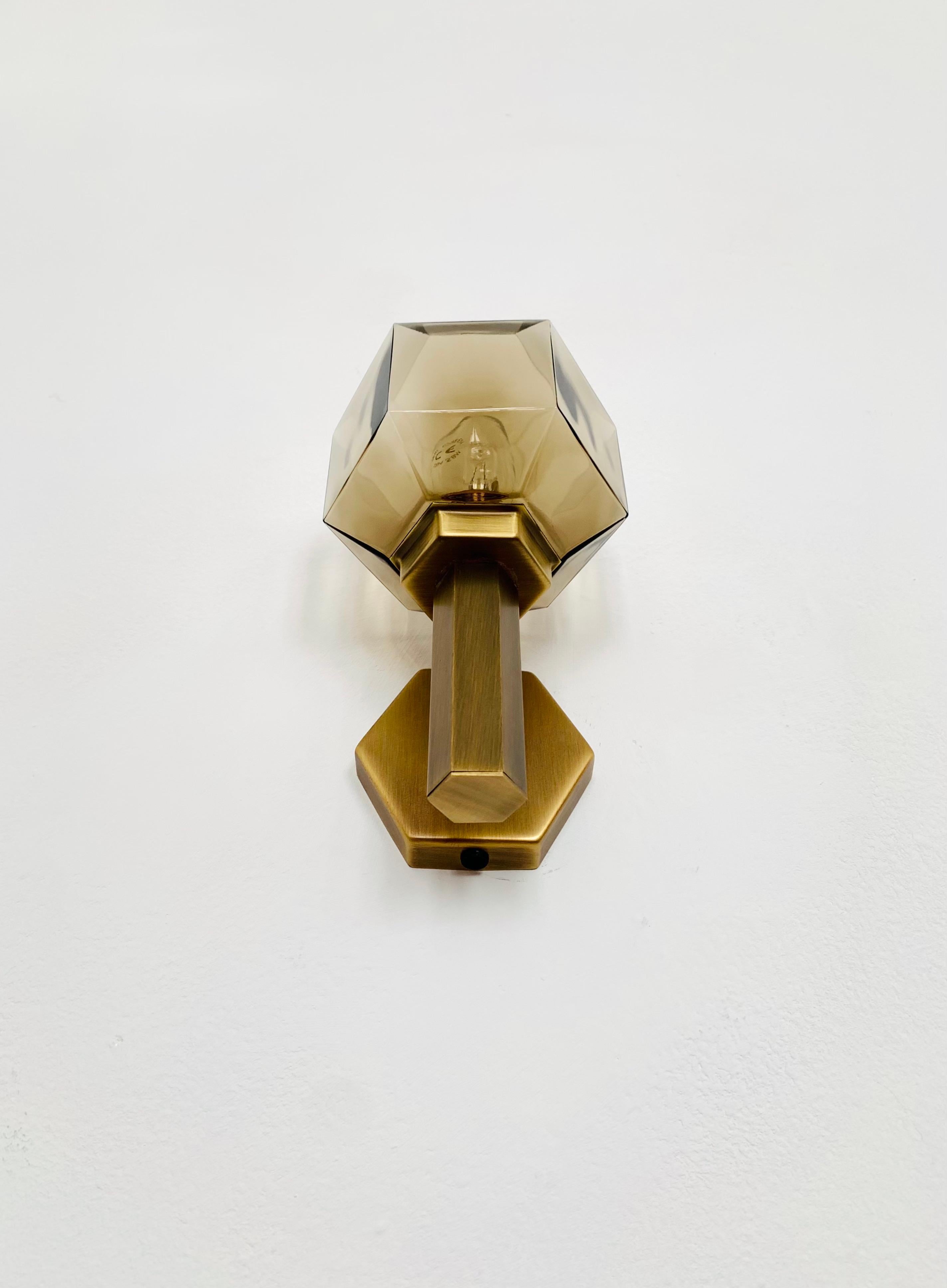 Lot de 2 appliques en verre fumé doré de Hillebrand Bon état - En vente à München, DE