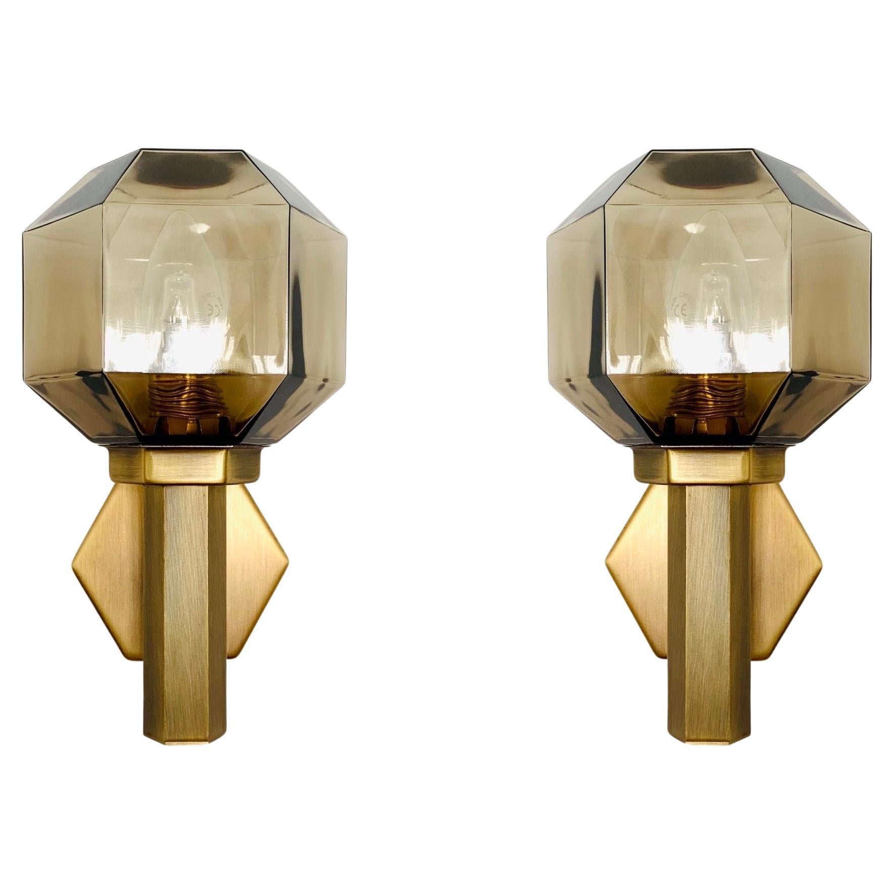 Lot de 2 appliques en verre fumé doré de Hillebrand en vente