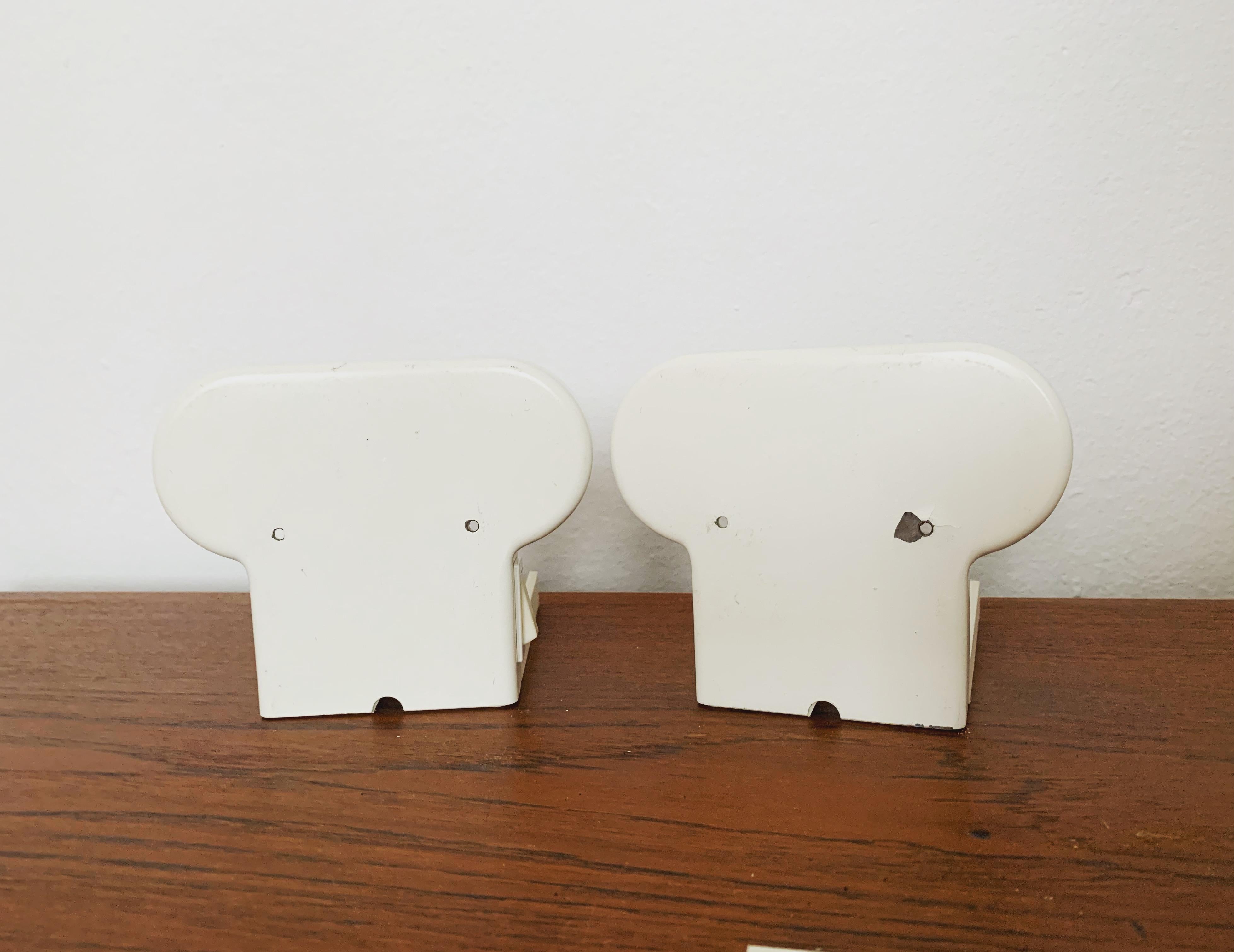 Set di 2 lampade da parete dorate di Staff in vendita 9