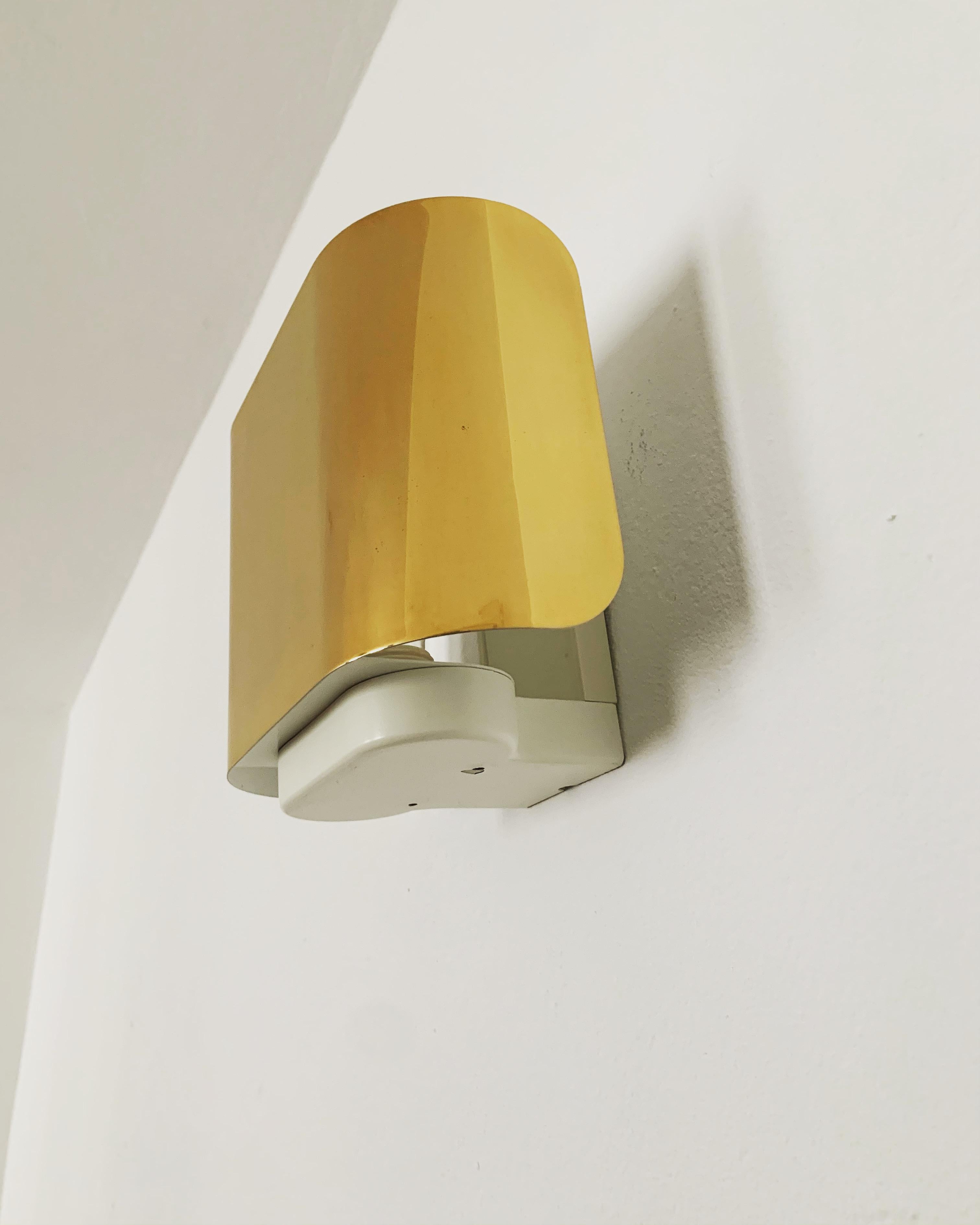 Fine XX secolo Set di 2 lampade da parete dorate di Staff in vendita