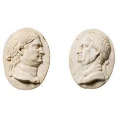 Set di 2 medaglioni in marmo Grand Tour di imperatori romani