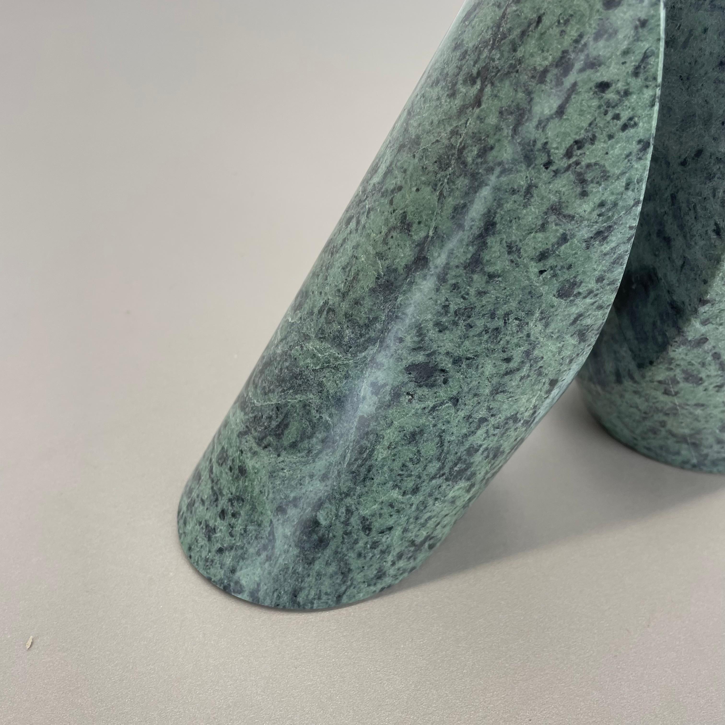 set di 2 elementi reggilibro in marmo verde stile Fratelli Mannelli, Italia, anni '80 in vendita 1