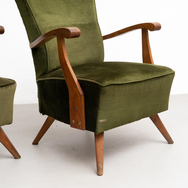Set of 2 Green Velvet and Oak Wood Armchairs and a Sofa, circa 1950 4