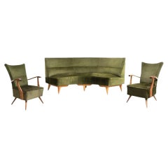 Set aus 2 Sesseln aus grünem Samt und Oak Wood und einem Sofa, um 1950