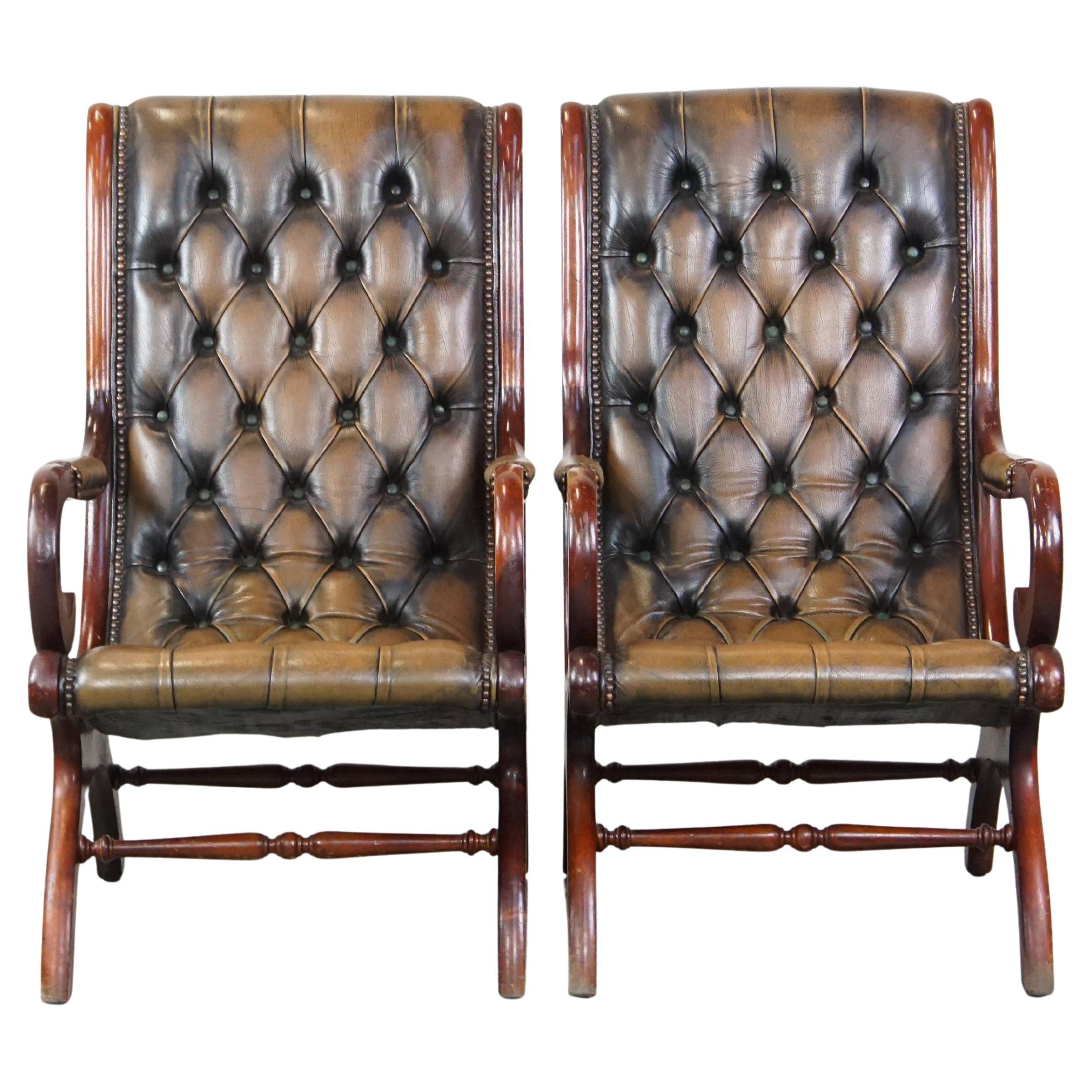 Set of 2 Green Vintage Leather English Chesterfield Armchairs Combined with Wood