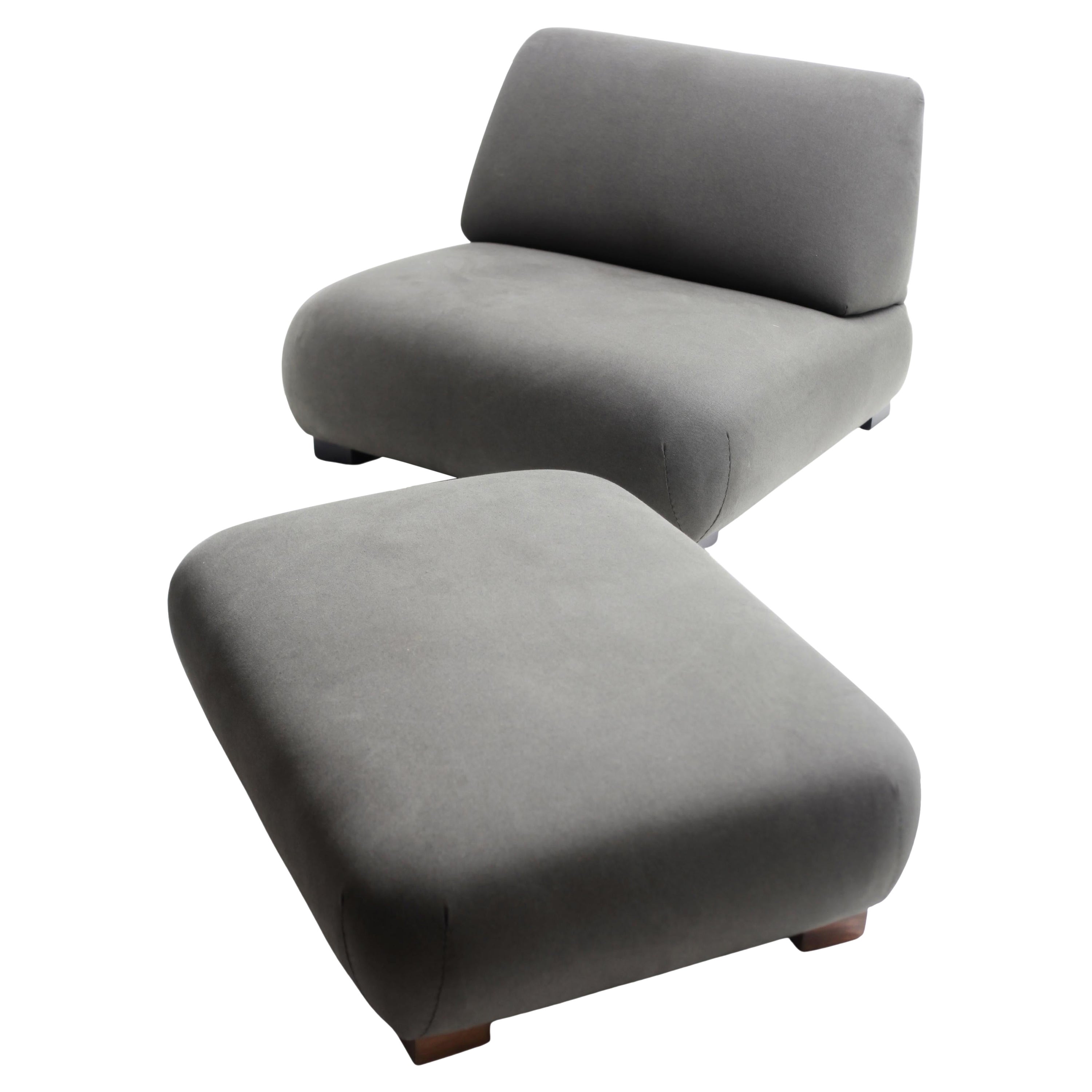 Set di 2 sedie da salotto e pouf Cadaqués grigio di Federico Correa, Alfonso Milá