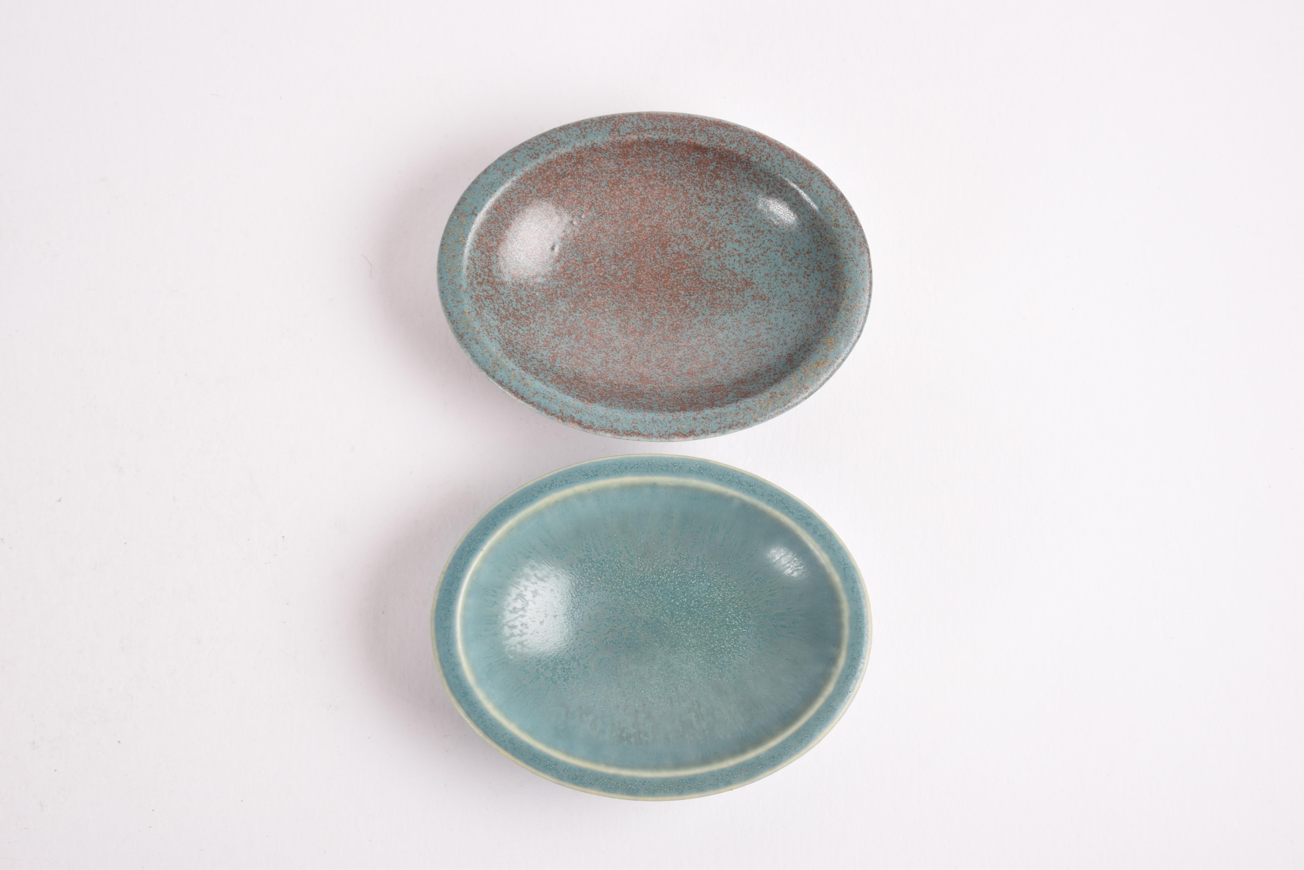 Mid-Century Modern Set of 2 Gunnar Nylund for Rörstrand Oval Ceramic Bowls Scandinavian, 1950s For Sale