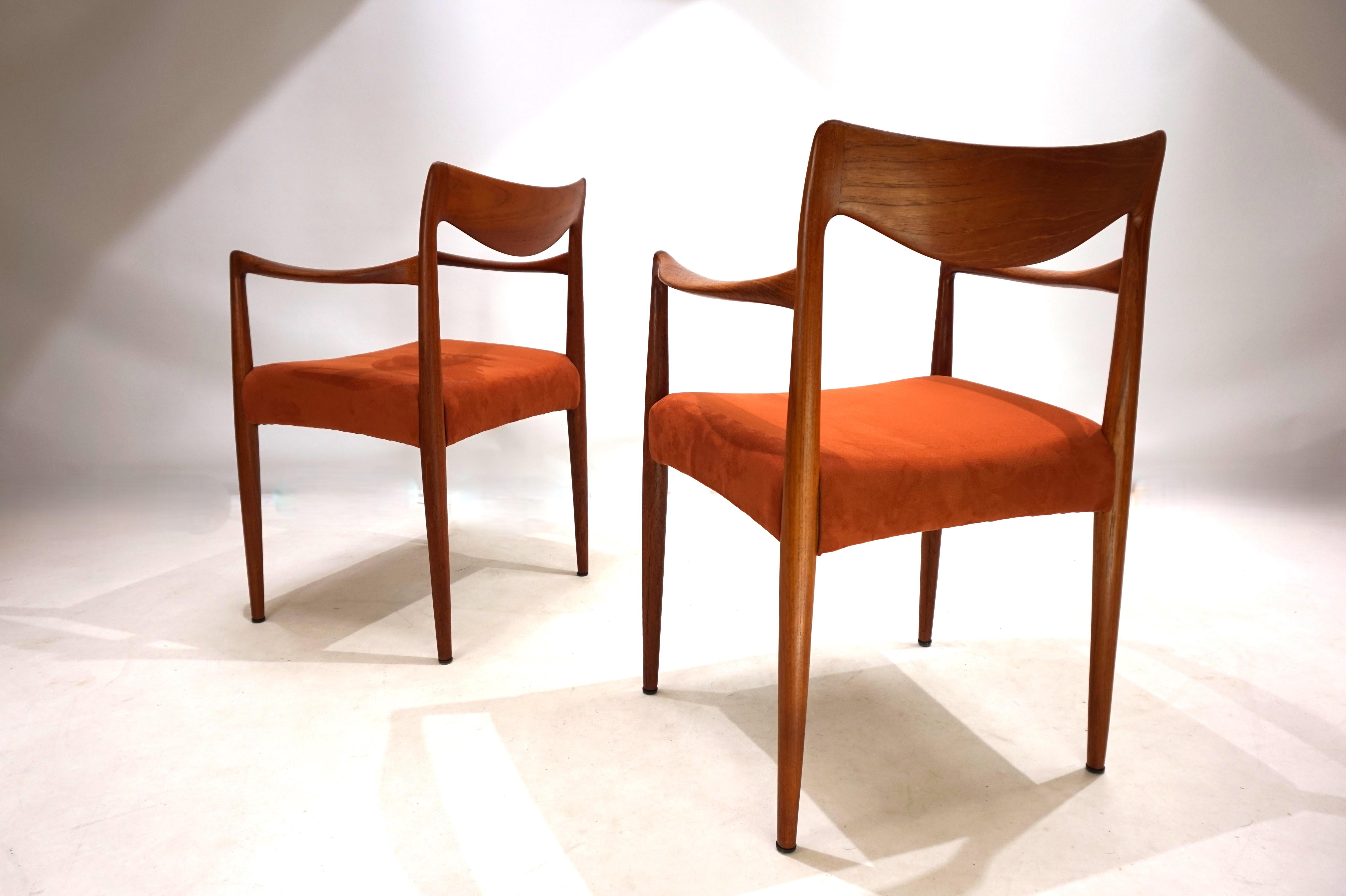 Mid-Century moderno Set di 2 sedie in teak Gustav Bahus Bambi di Rolf Rastad & Adolf Relling, 1960 in vendita