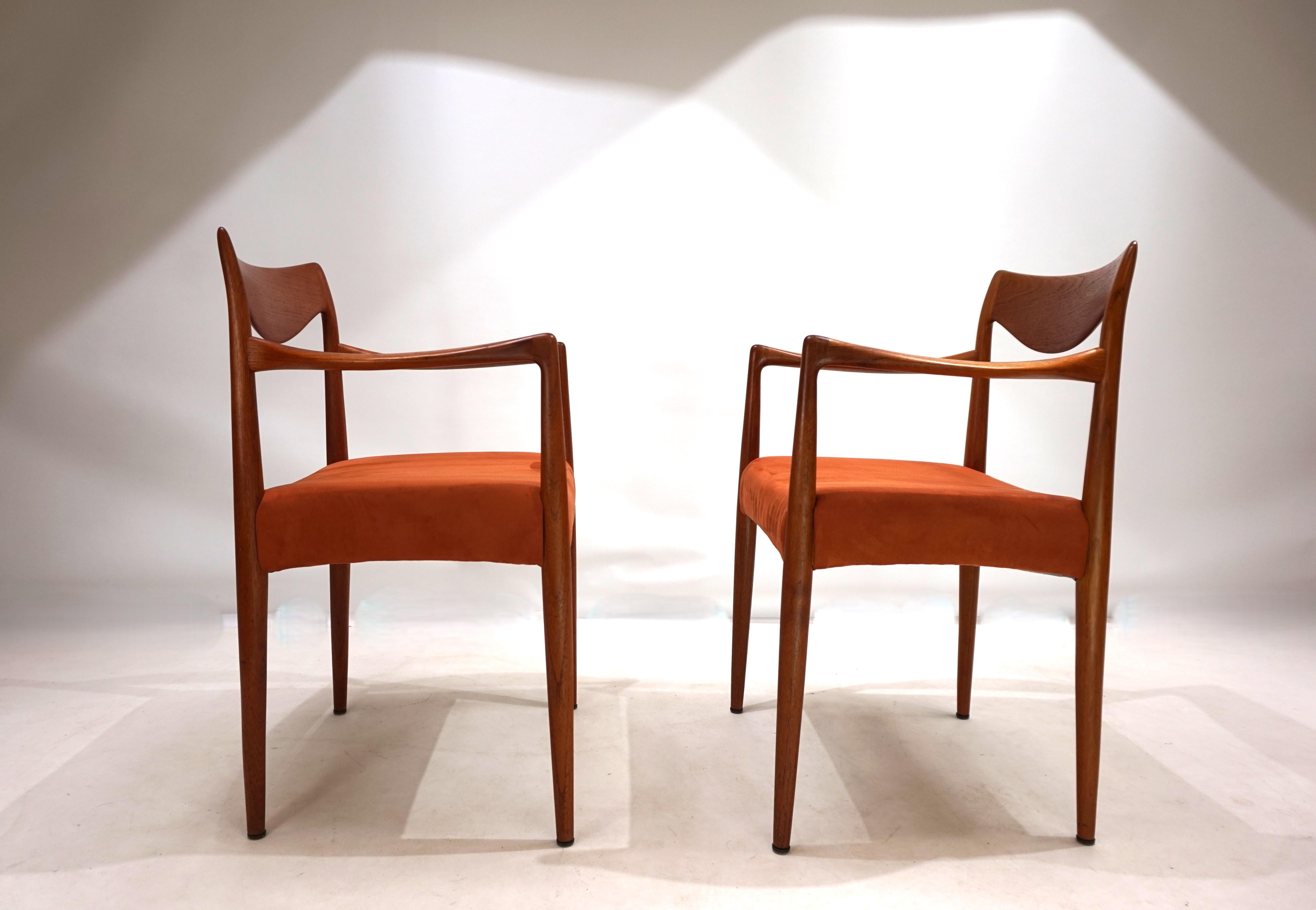 Set di 2 sedie in teak Gustav Bahus Bambi di Rolf Rastad & Adolf Relling, 1960 In condizioni buone in vendita a Ludwigslust, DE