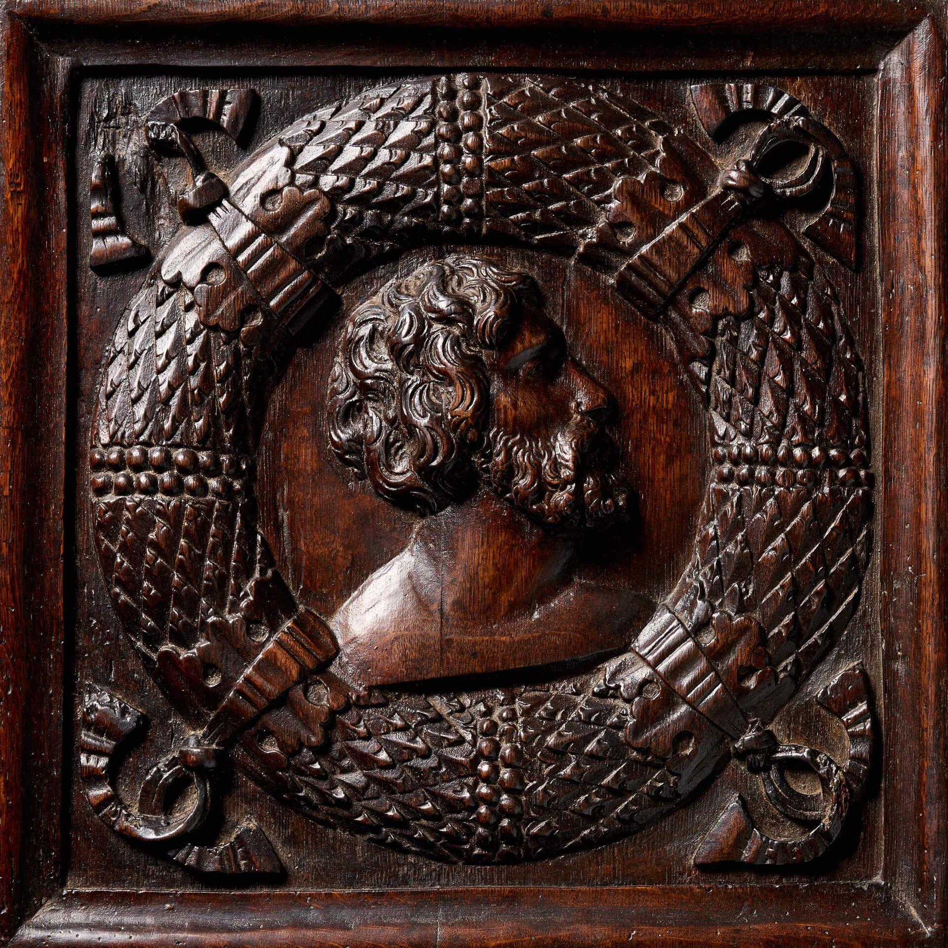 English Set of 2 Handcarved 17th Century Oak Wall Panels For Sale