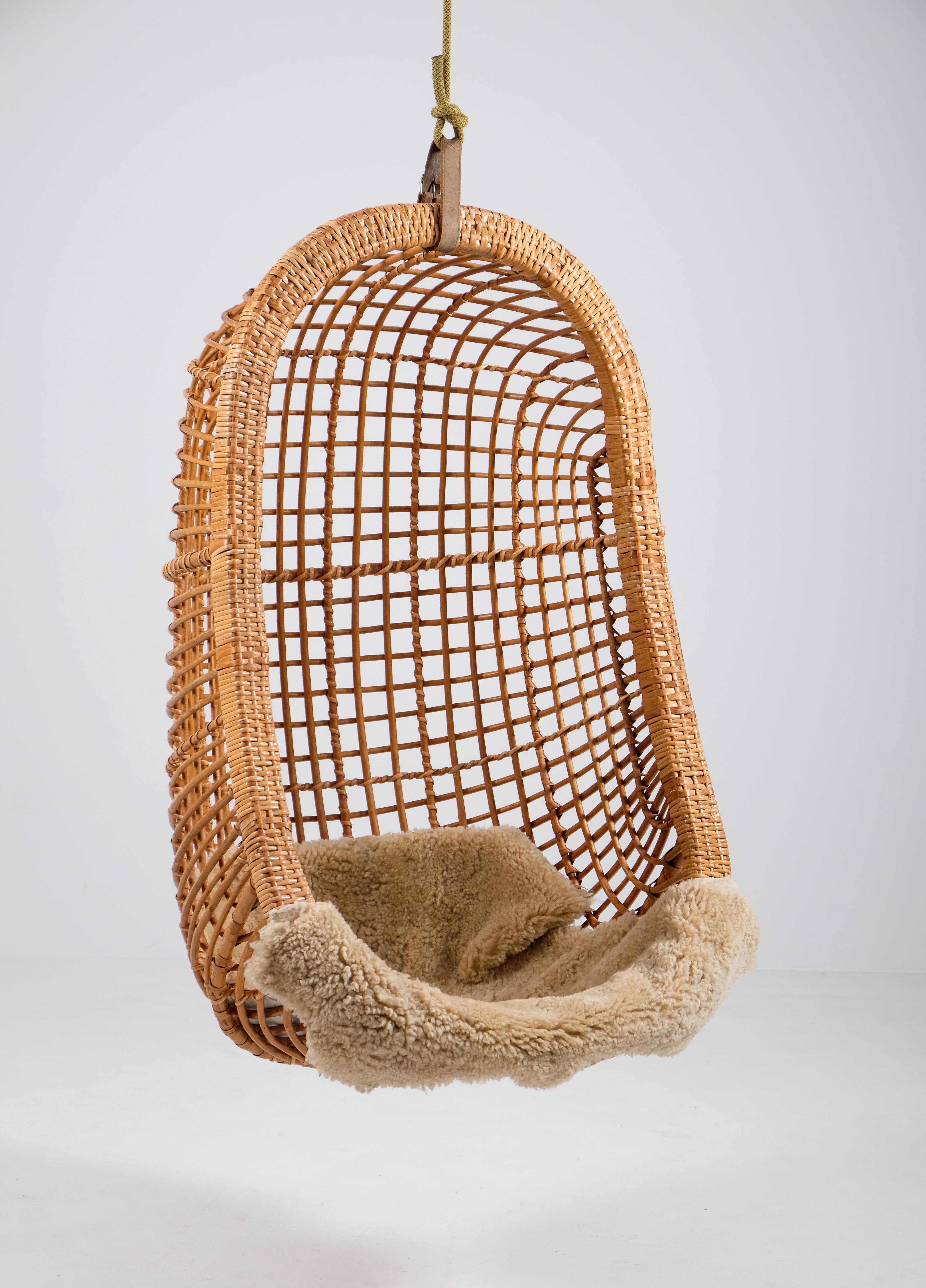 Rattan and cane. Good condition, restored.

Bought new in Brazil by the previous owner's family, late 1960s.

Please note: listed price is for one (1) chair. 