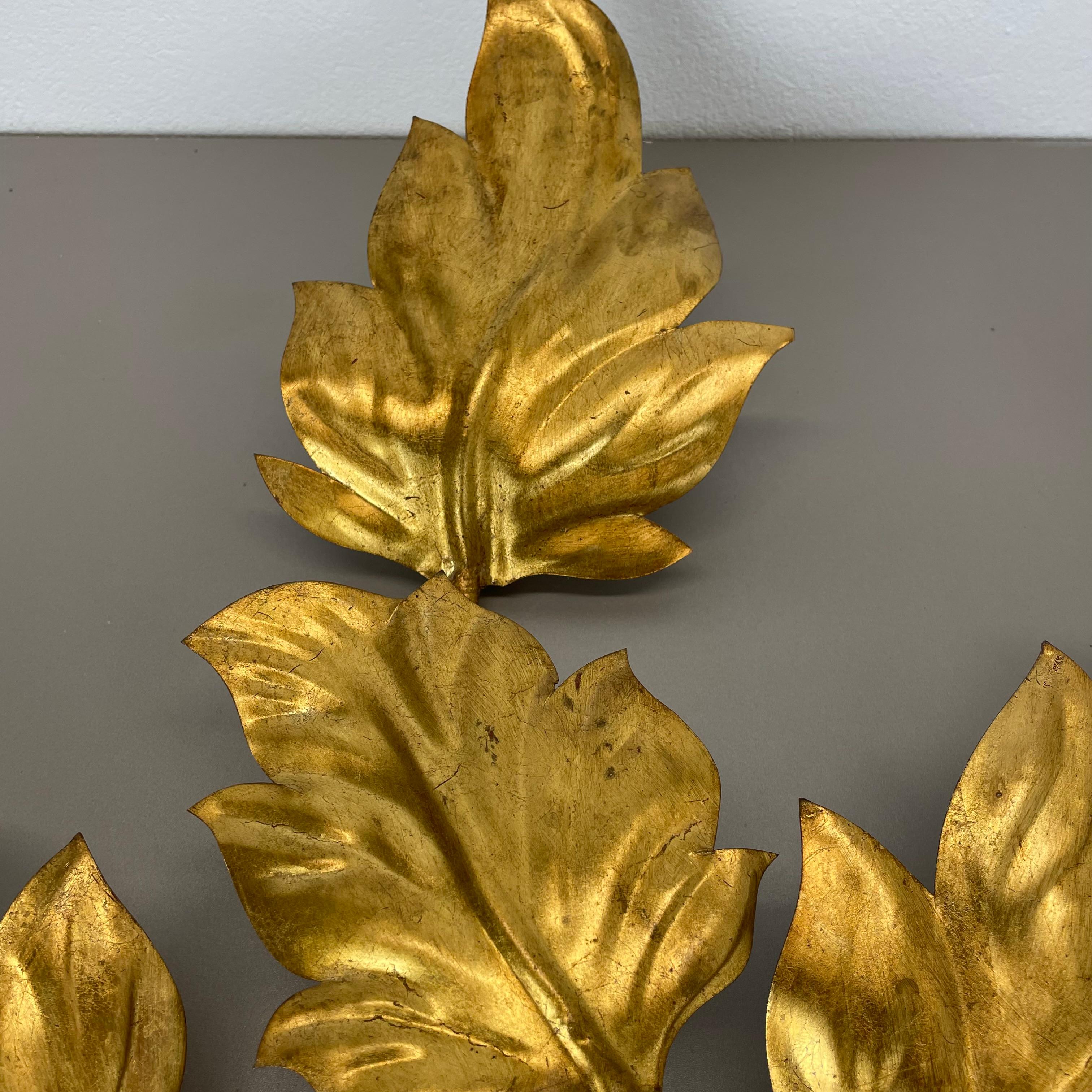 2 Stück Hans Kögl Style Golden Florentiner Blatt Wandleuchten, Italien, 1980 im Angebot 3