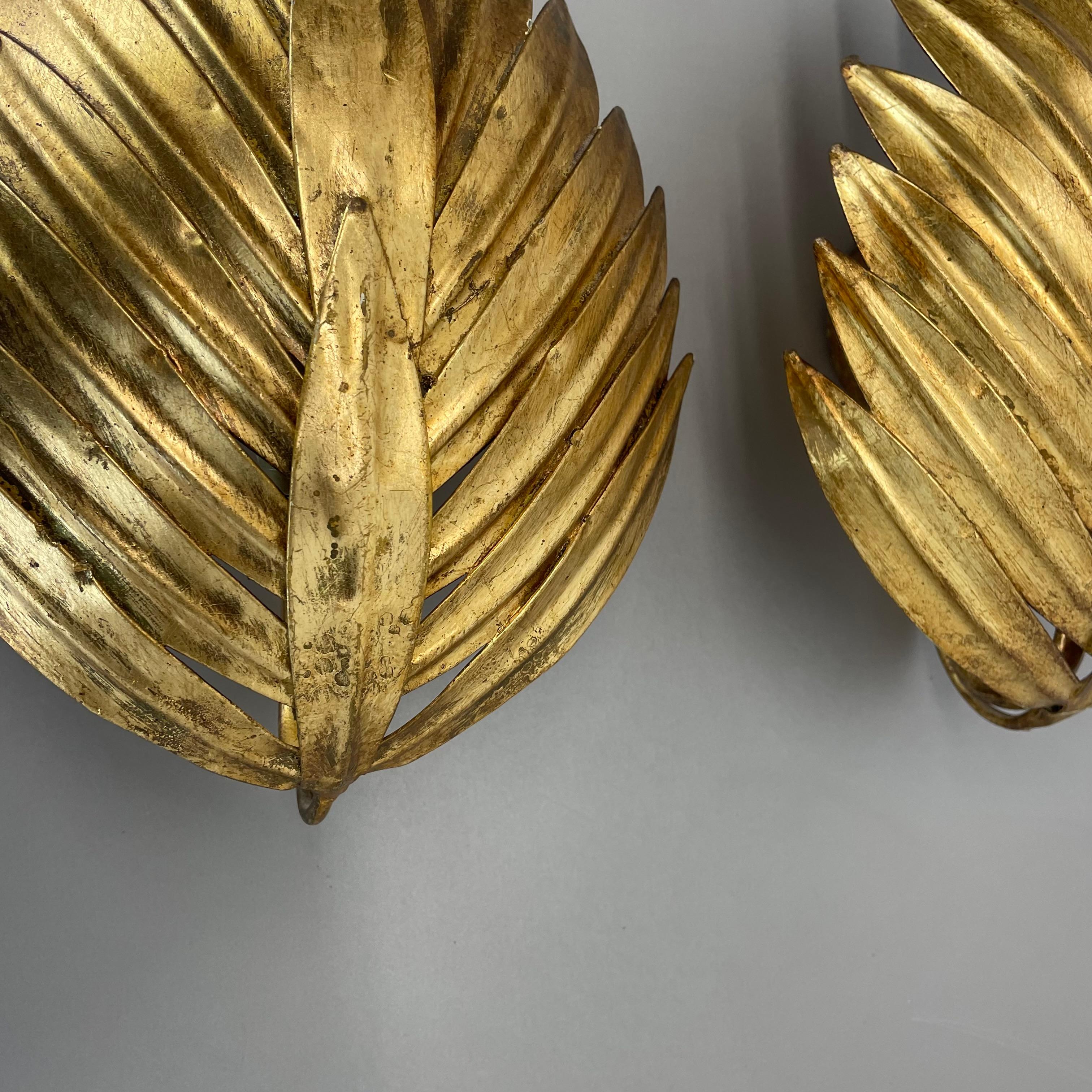 Ensemble de 2 appliques murales de style Hans Kögl à feuilles dorées Florentine, Italie, 1980 Bon état - En vente à Kirchlengern, DE