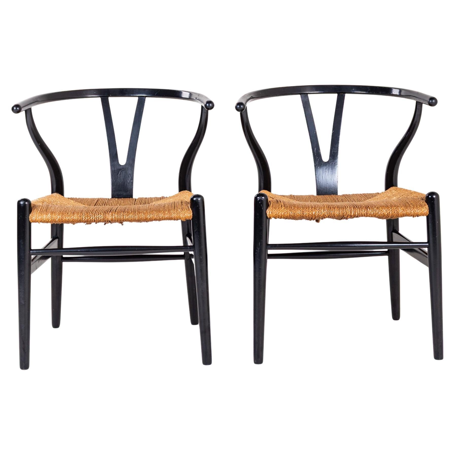 Ensemble de 2 chaises Hans Wegner CH24 Wishbone en vente