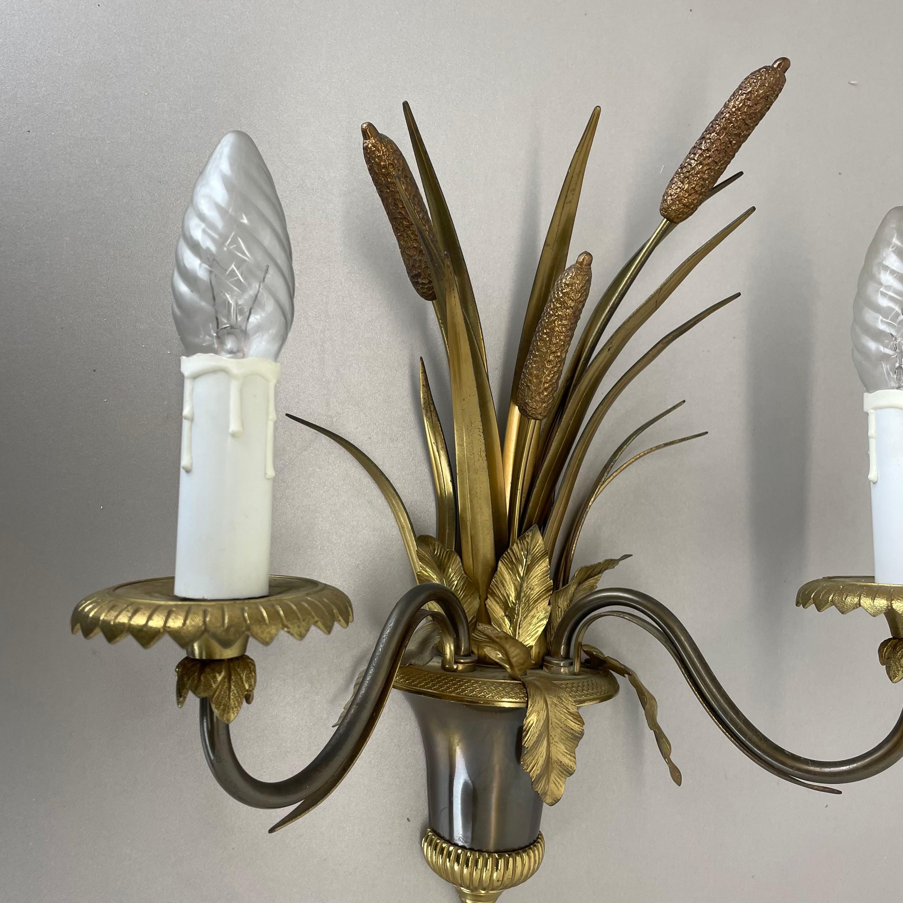 20th Century set of 2 heavy brass Florentiner Wall Lights by MAISON CHARLES, France 1970s For Sale