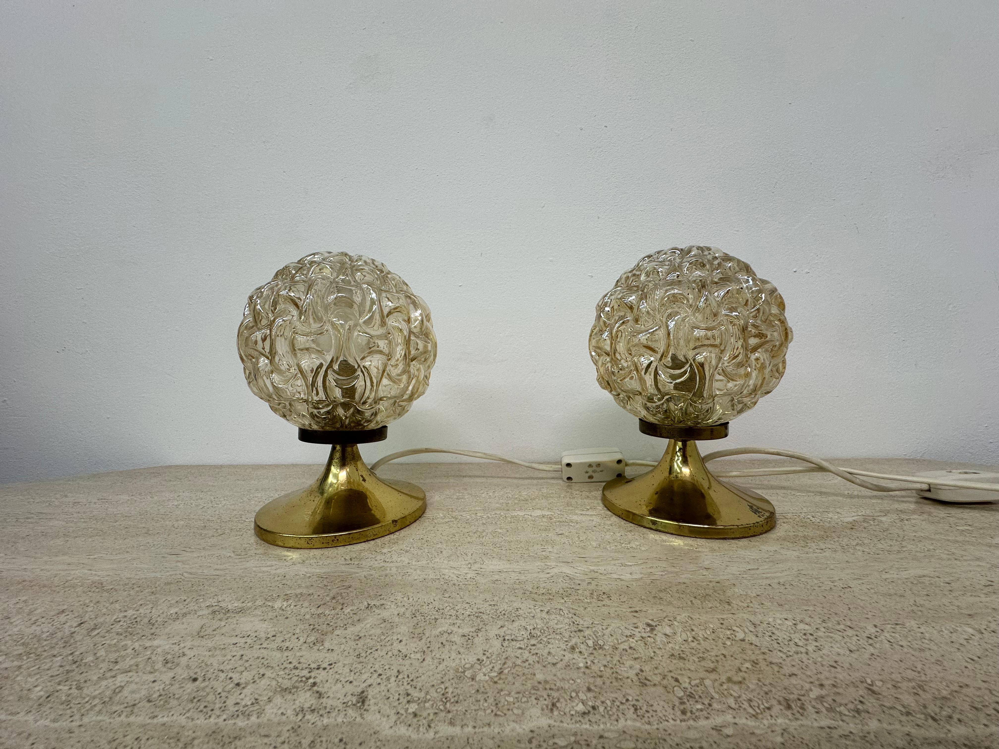 Allemand Ensemble de 2 lampes de table à bulles Helena Tynell, 1970