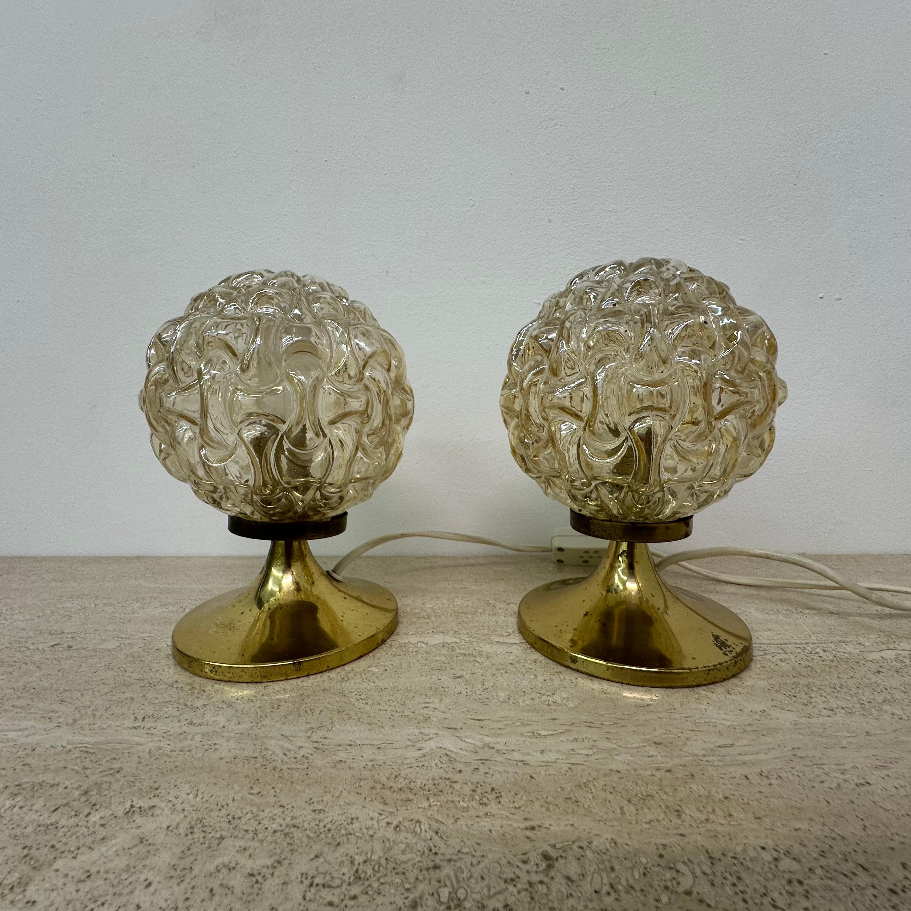 Verre Ensemble de 2 lampes de table à bulles Helena Tynell, 1970