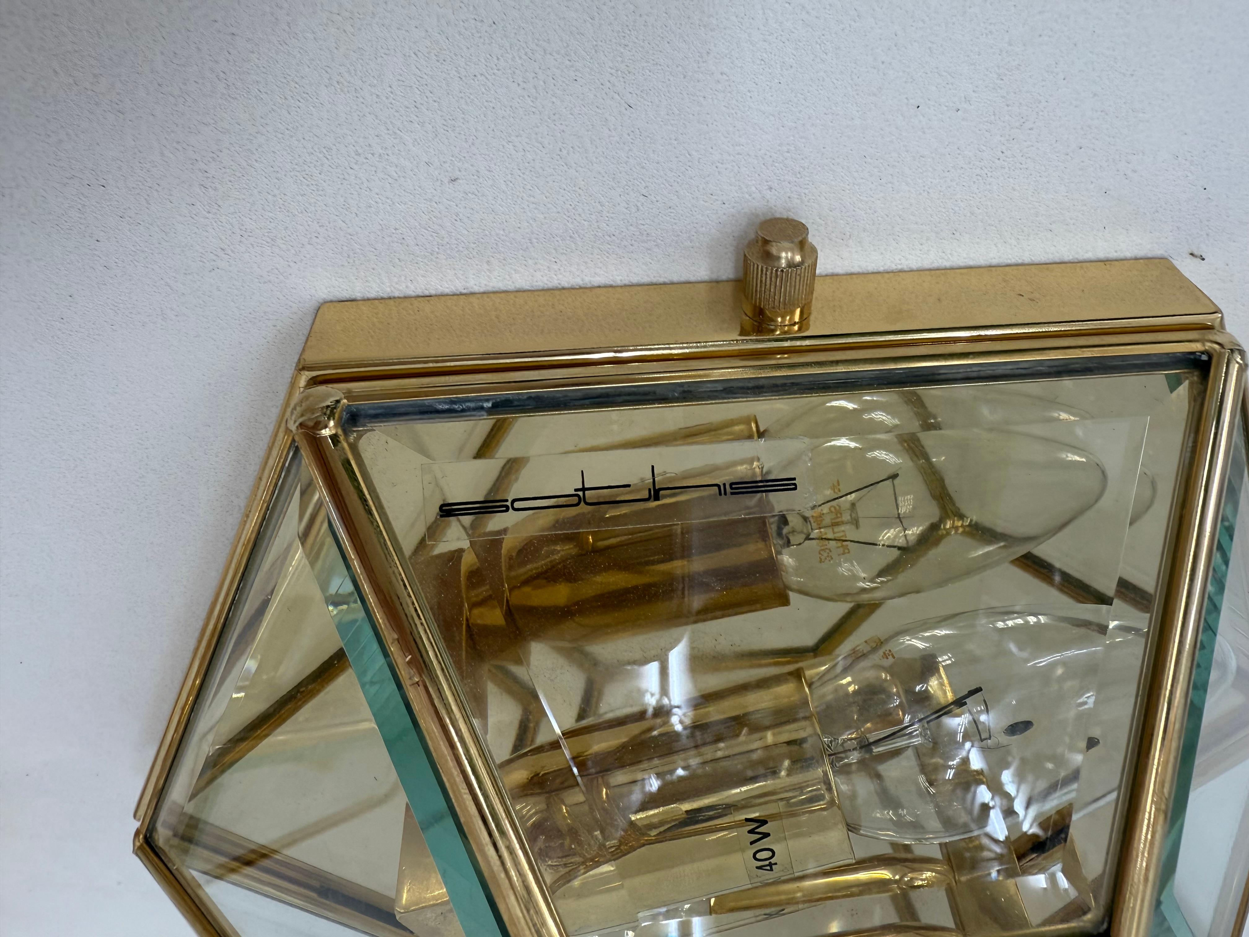 Set of 2 hexagonal wall lamps by Sothis, Italy 1980s For Sale 6