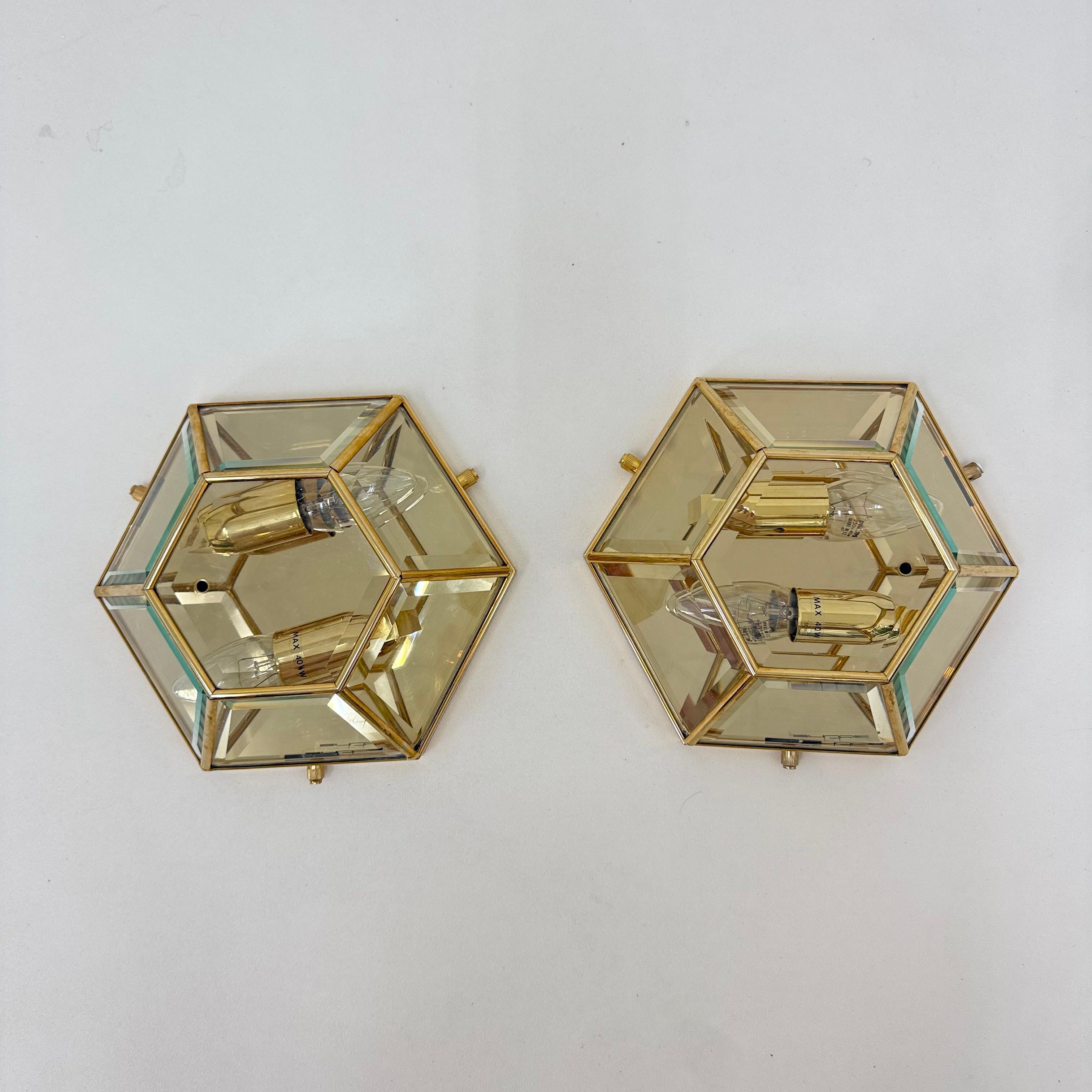 Set of 2 hexagonal wall lamps by Sothis, Italy 1980s For Sale 9