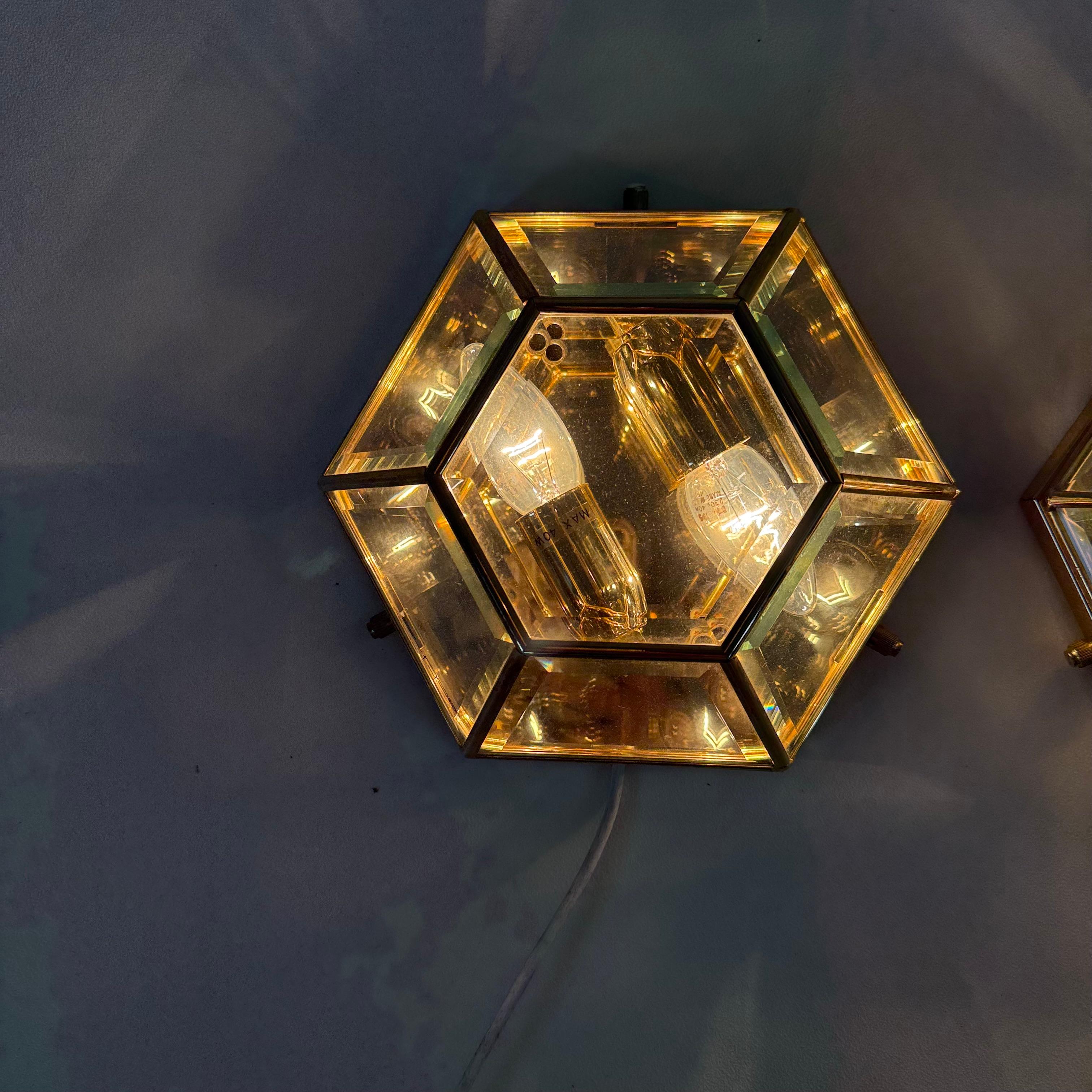 Metal Set of 2 hexagonal wall lamps by Sothis, Italy 1980s For Sale
