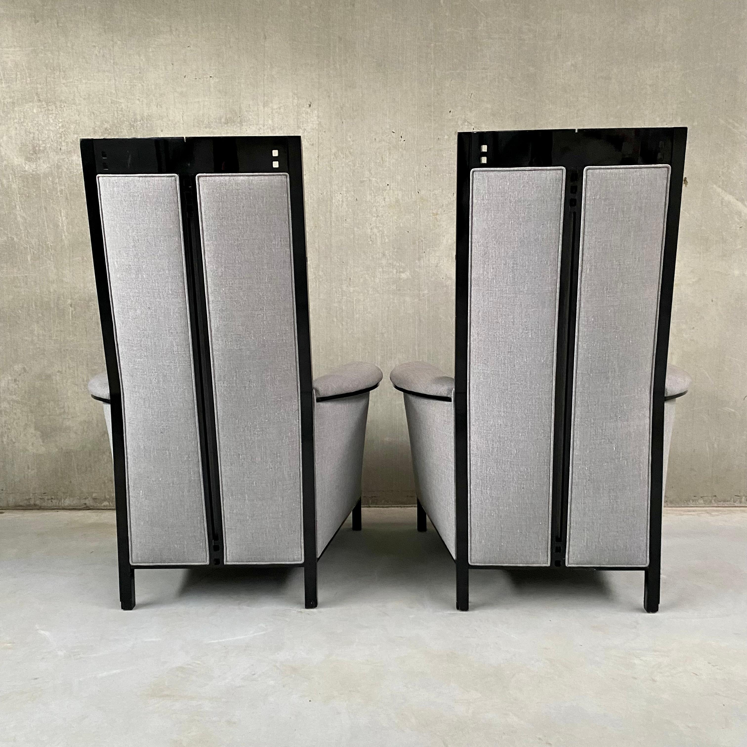 Set of 2 High Black Lacquered 